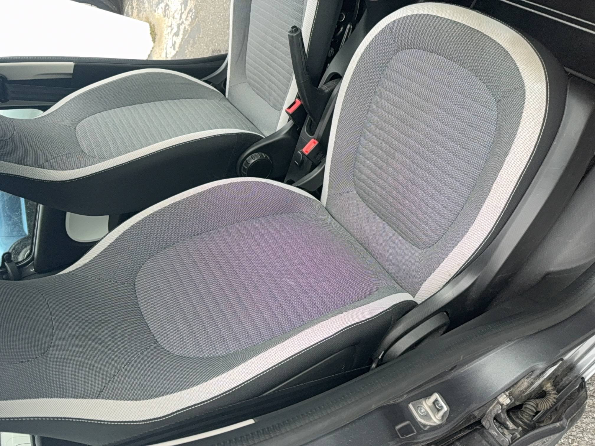 Vente en ligne Renault Twingo Electrique Twingo III E-Tech au prix de 12 490 €