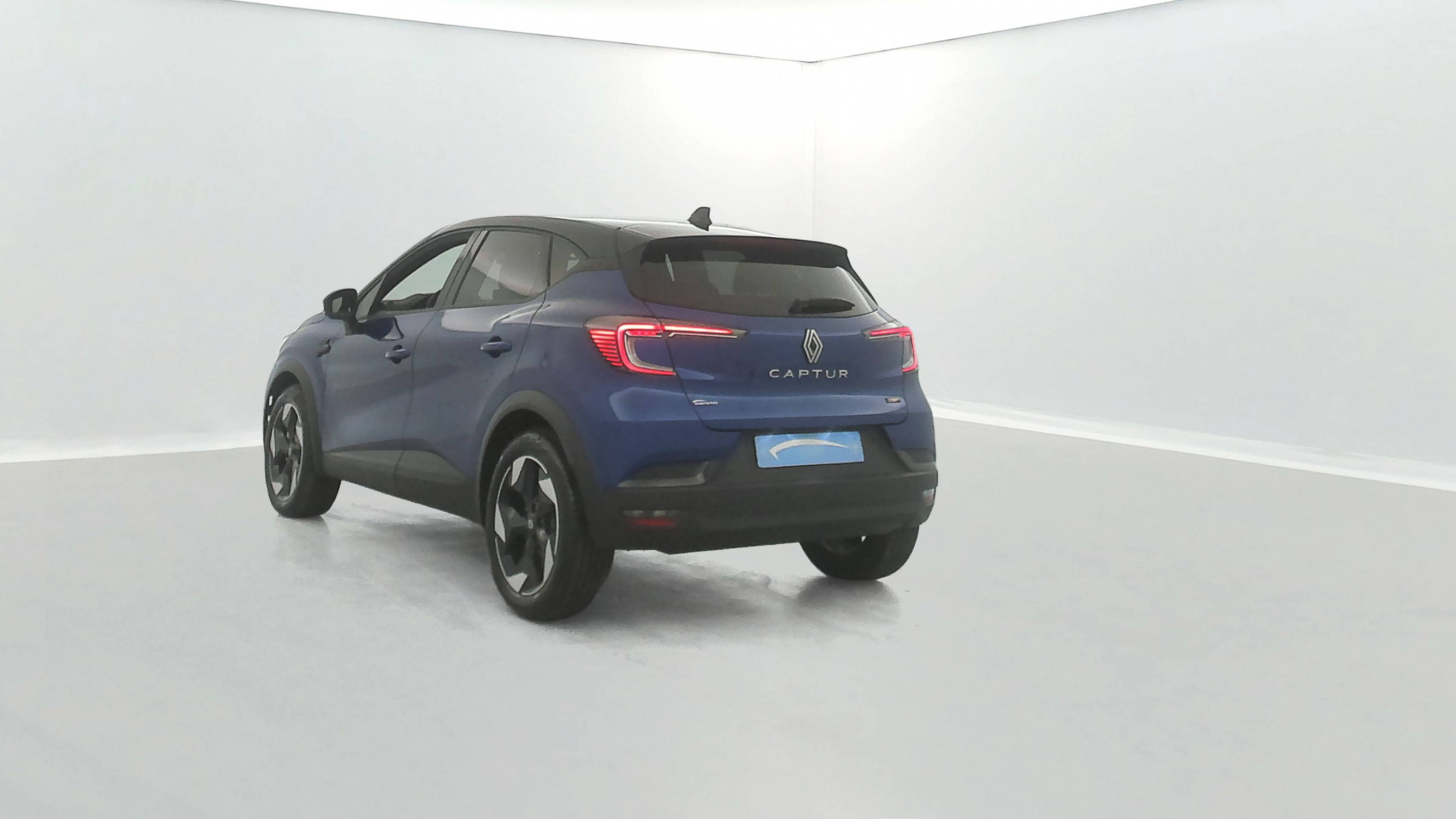 Vente en ligne Renault Captur  E-Tech full hybrid 160 ch au prix de 30 499 €