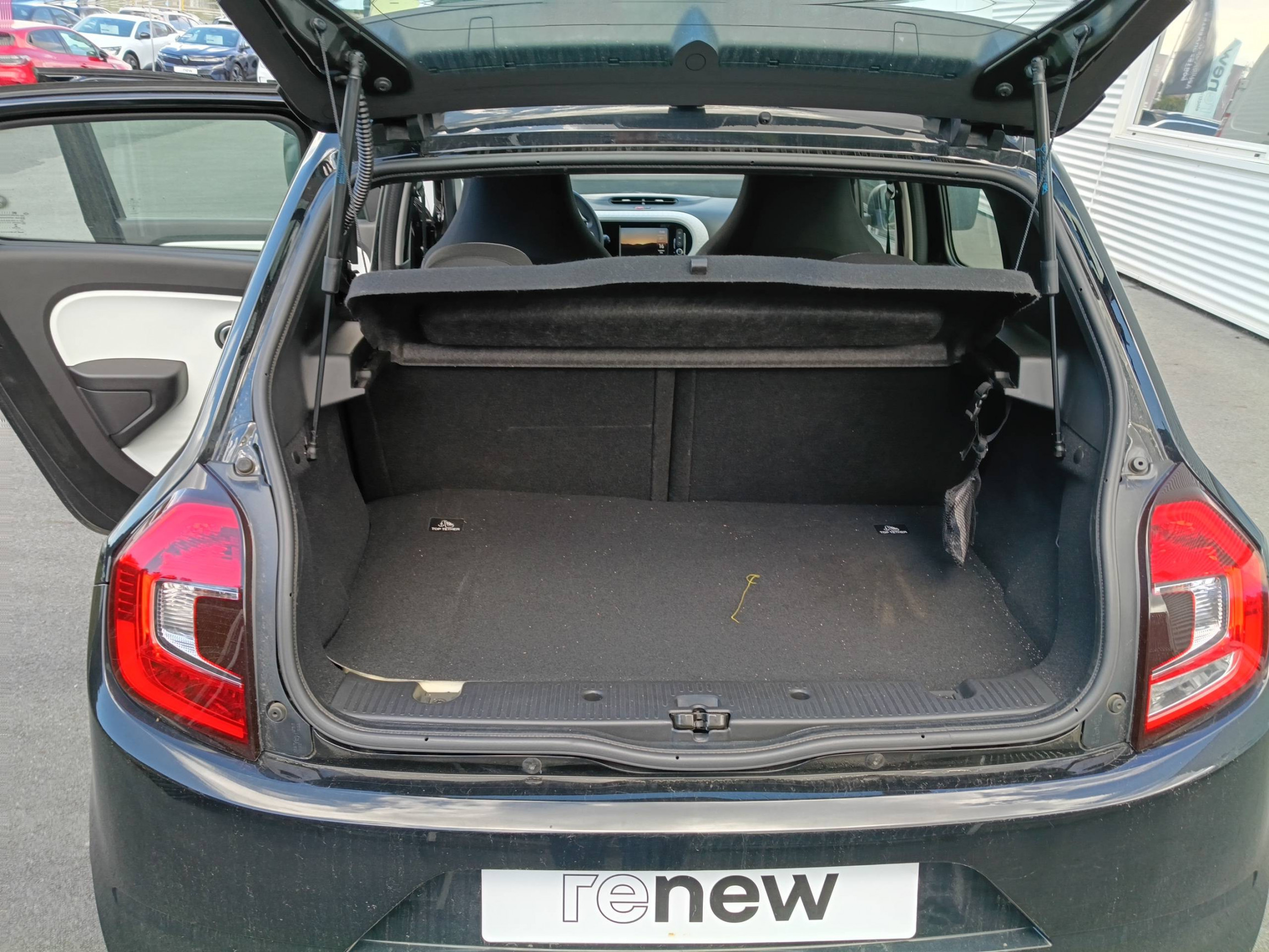 Vente en ligne Renault Twingo Electrique Twingo III E-Tech au prix de 14 990 €