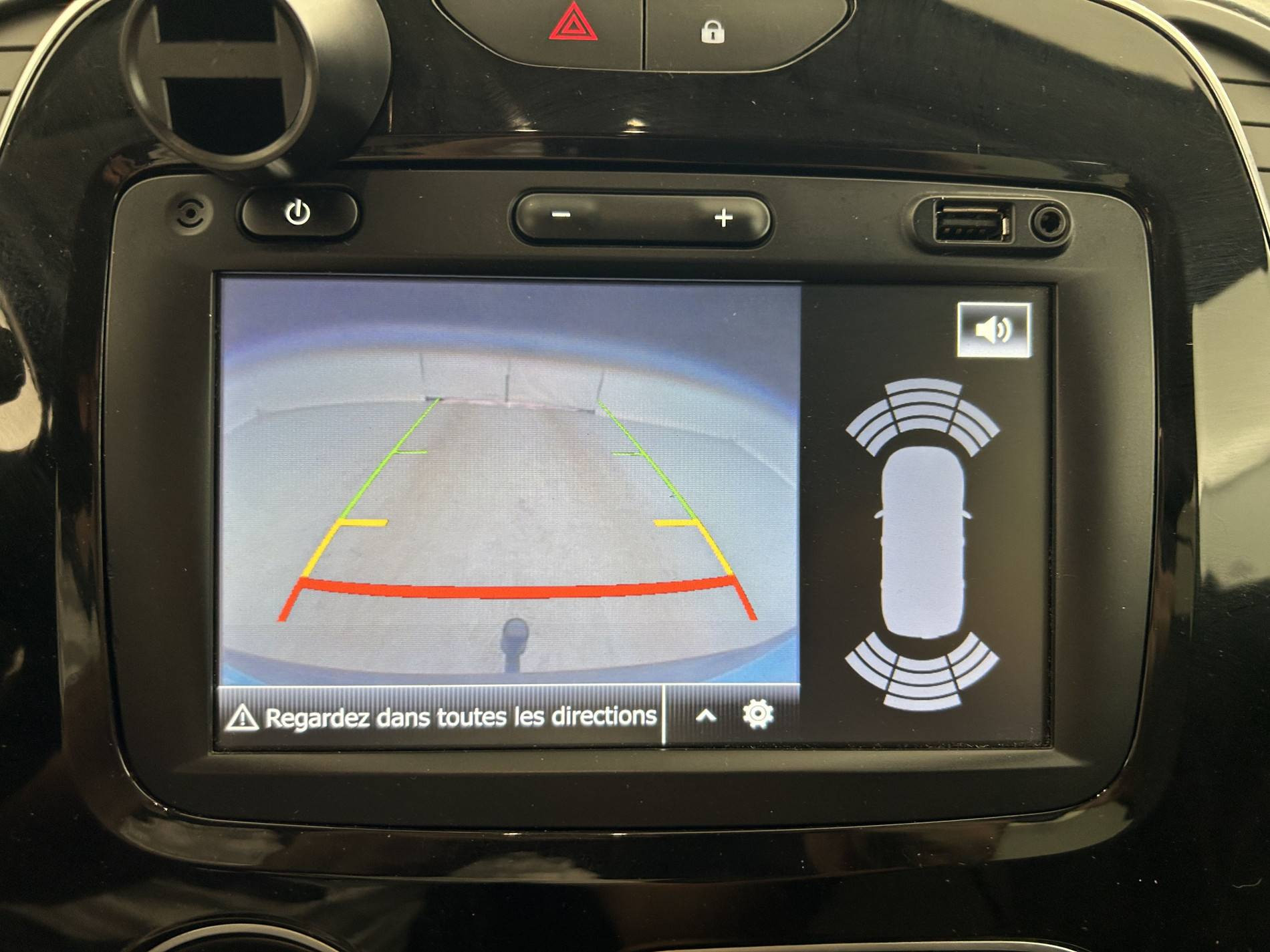 Vente en ligne Renault Captur  dCi 90 au prix de 10 990 €