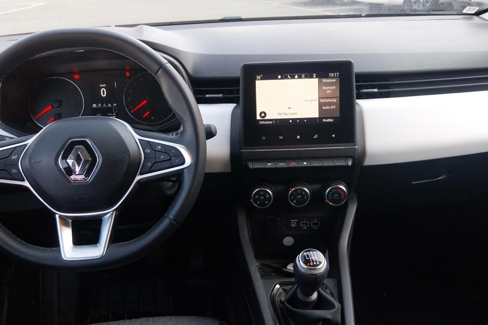 Vente en ligne Renault Clio 5 Clio Blue dCi 100 au prix de 14 890 €