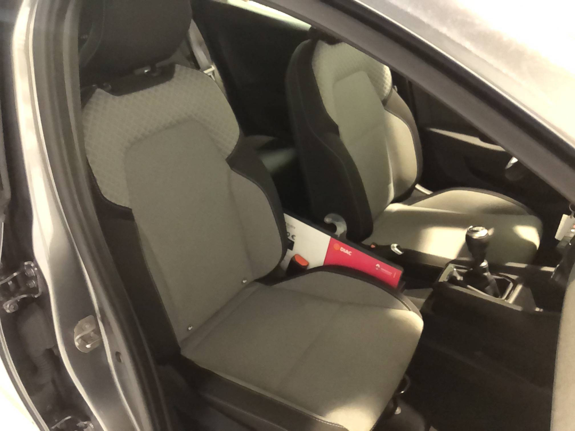 Vente en ligne Renault Clio 5 Clio TCe 90 au prix de 15 990 €