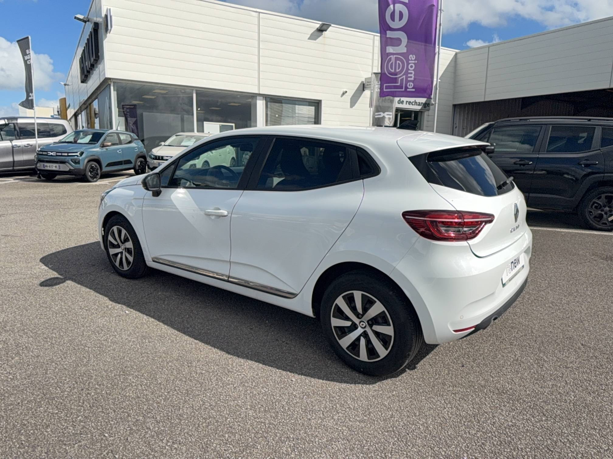 Vente en ligne Renault Clio 5 Clio TCe 90 au prix de 14 990 €