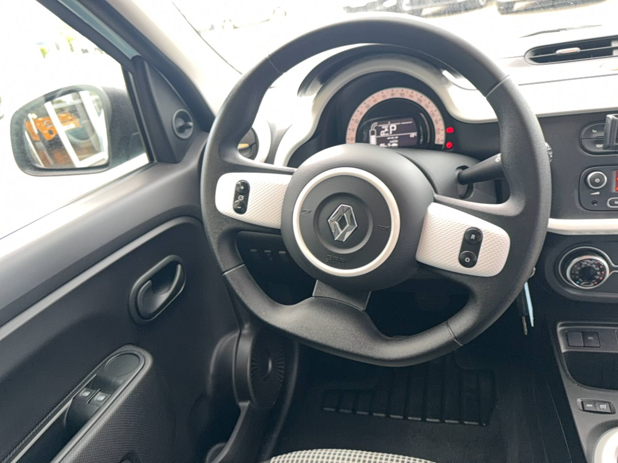 Vente en ligne Renault Twingo Electrique Twingo III E-Tech au prix de 10 990 €