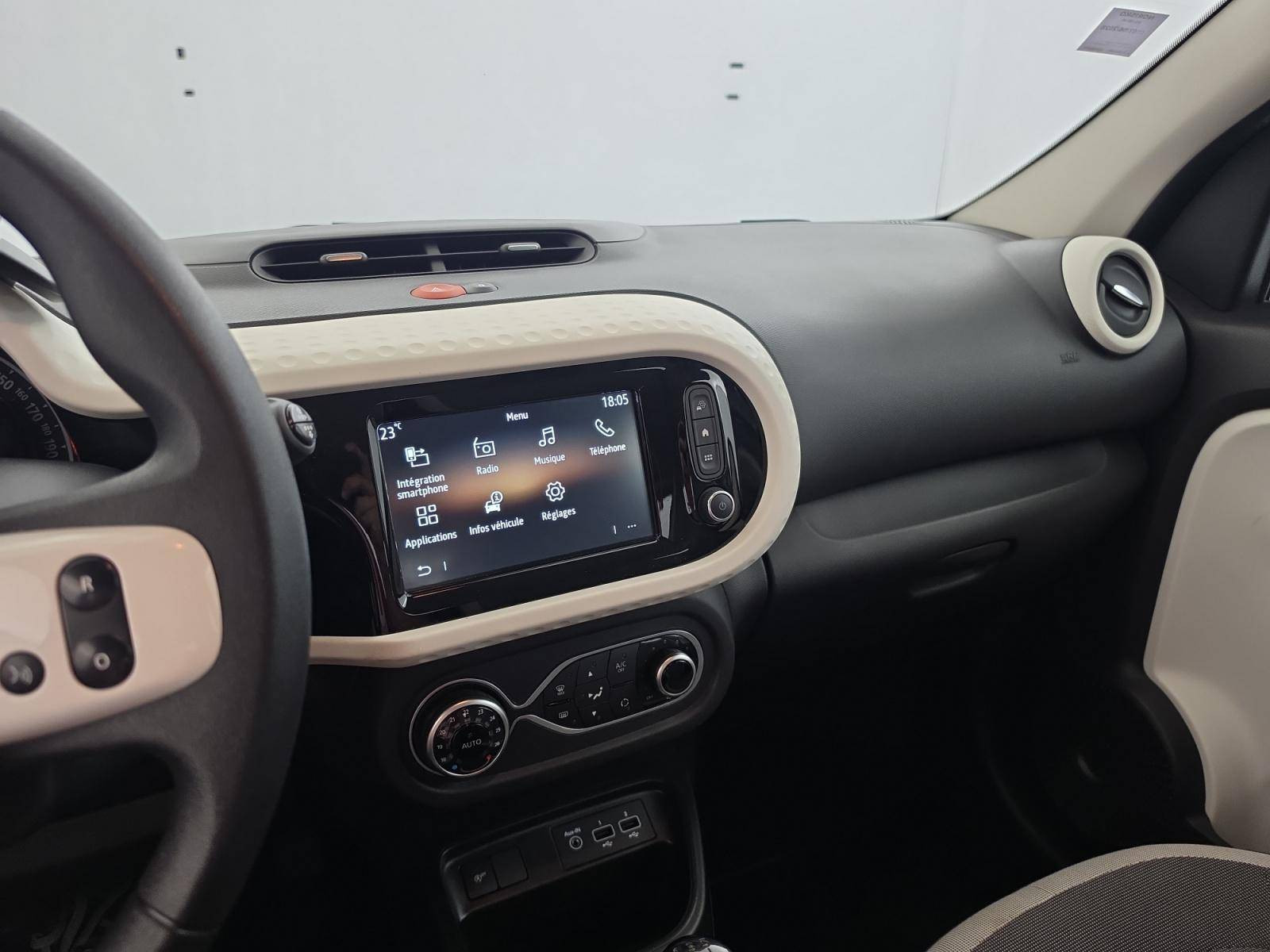 Vente en ligne Renault Twingo 3  SCe 65 - 21 au prix de 10 490 €