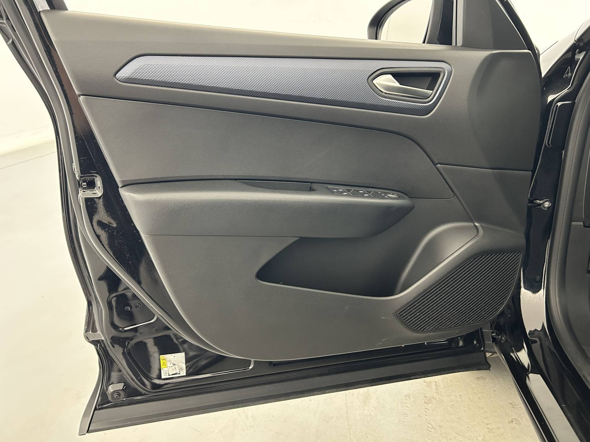 Vente en ligne Renault Arkana  mild hybrid 140 EDC FAP - 22 au prix de 19 990 €