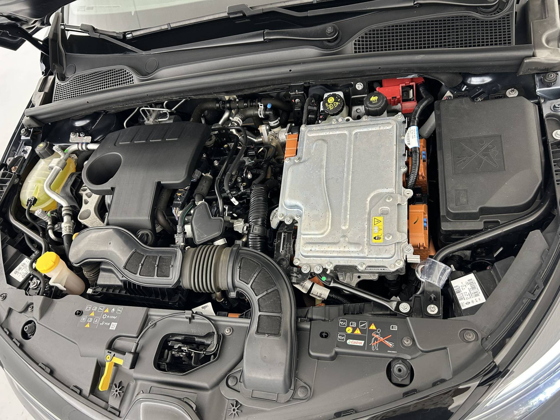 Vente en ligne Renault Clio 5 Clio E-Tech 140 - 21N au prix de 17 000 €