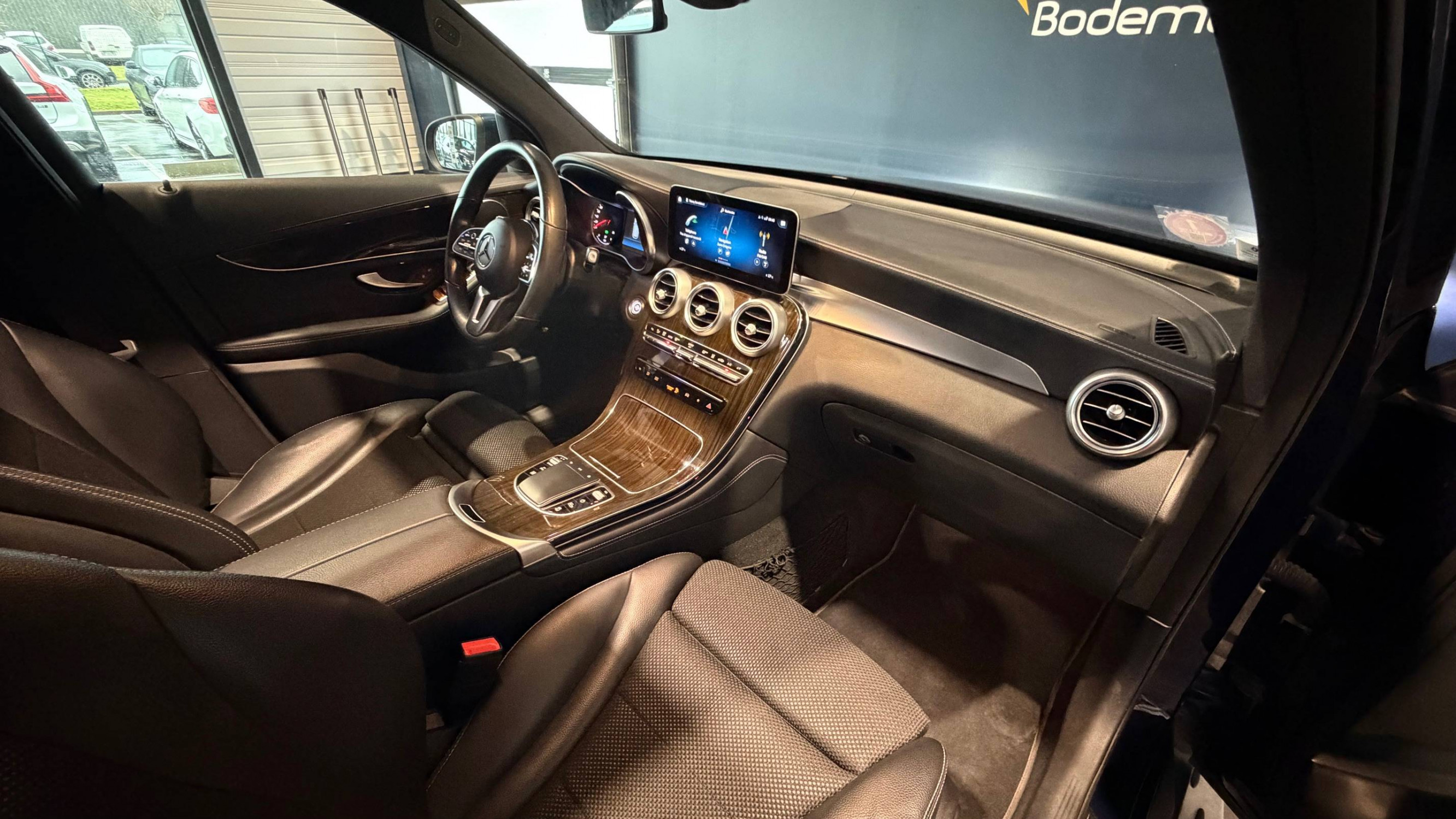 Vente en ligne Mercedes GLC GLC 300 e EQ POWER 9G-Tronic 4Matic au prix de 28 990 €