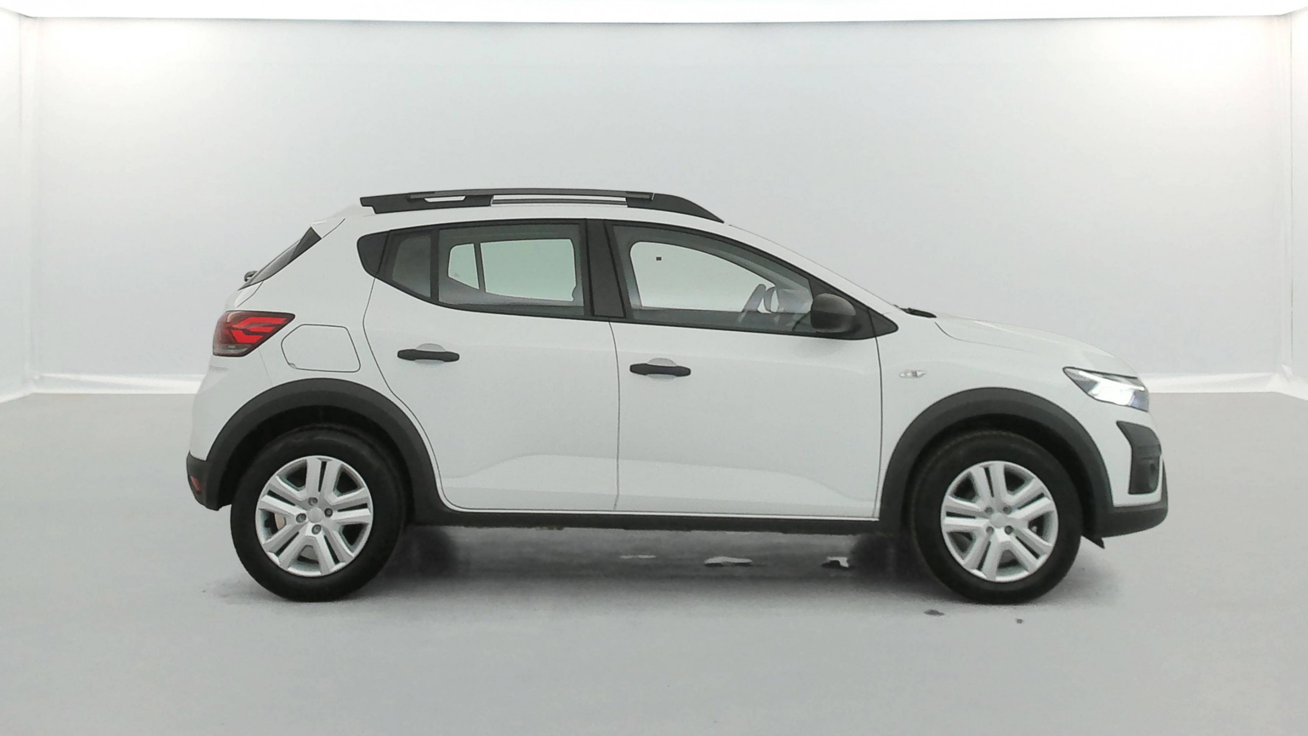 Vente en ligne Dacia Sandero  ECO-G 100 au prix de 13 490 €