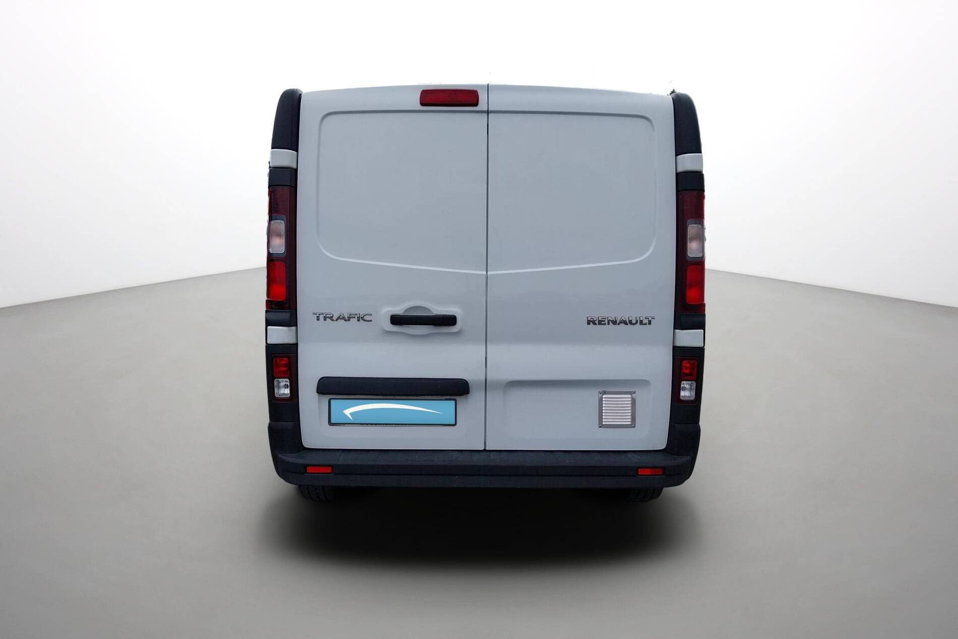 Vente en ligne Renault Trafic 3 Fourgon TRAFIC FGN L1H1 2800 KG BLUE DCI 110 au prix de 20 990 €