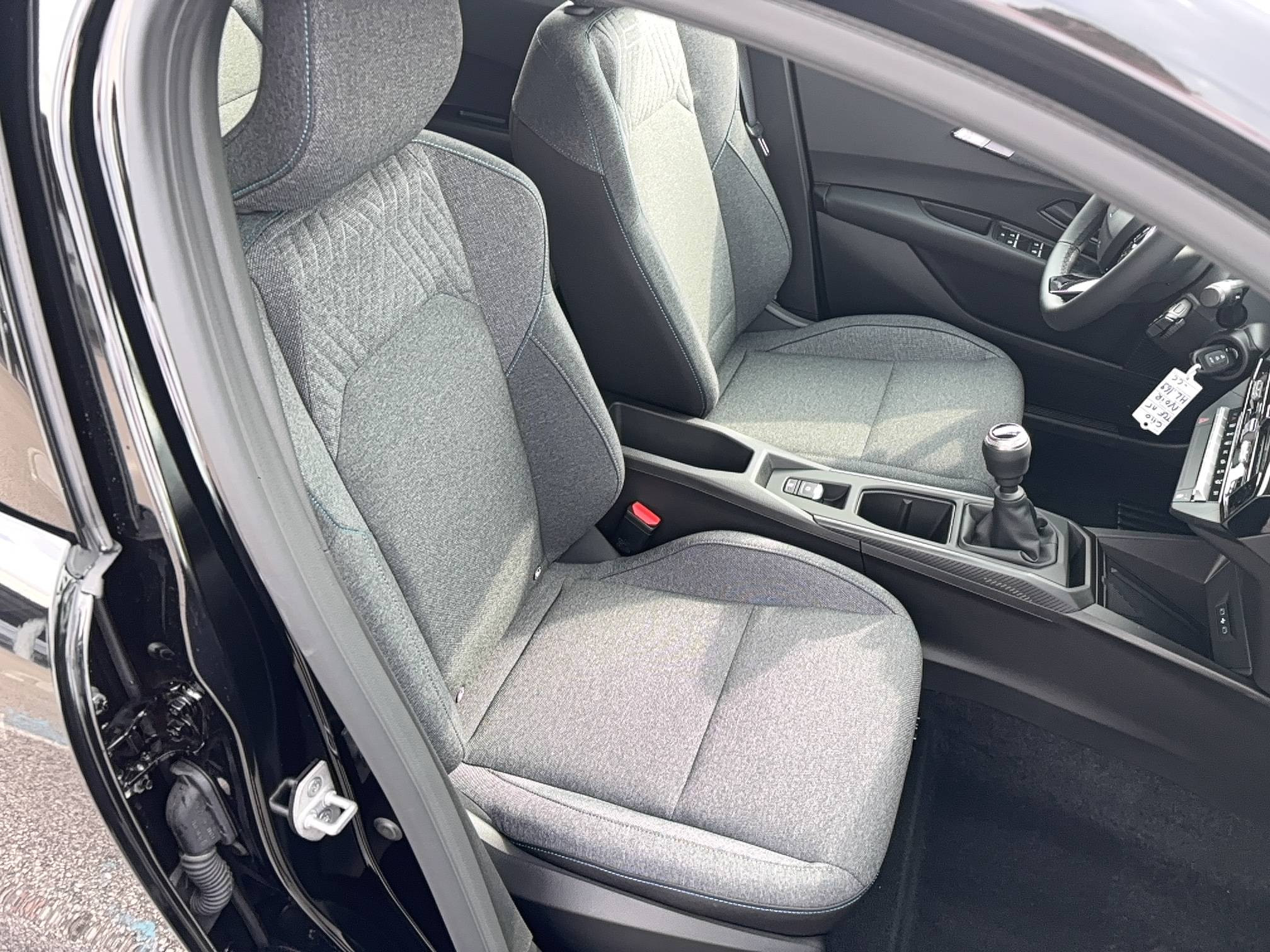 Vente en ligne Renault Clio 6 Clio TCe 115 ch au prix de 18 900 €