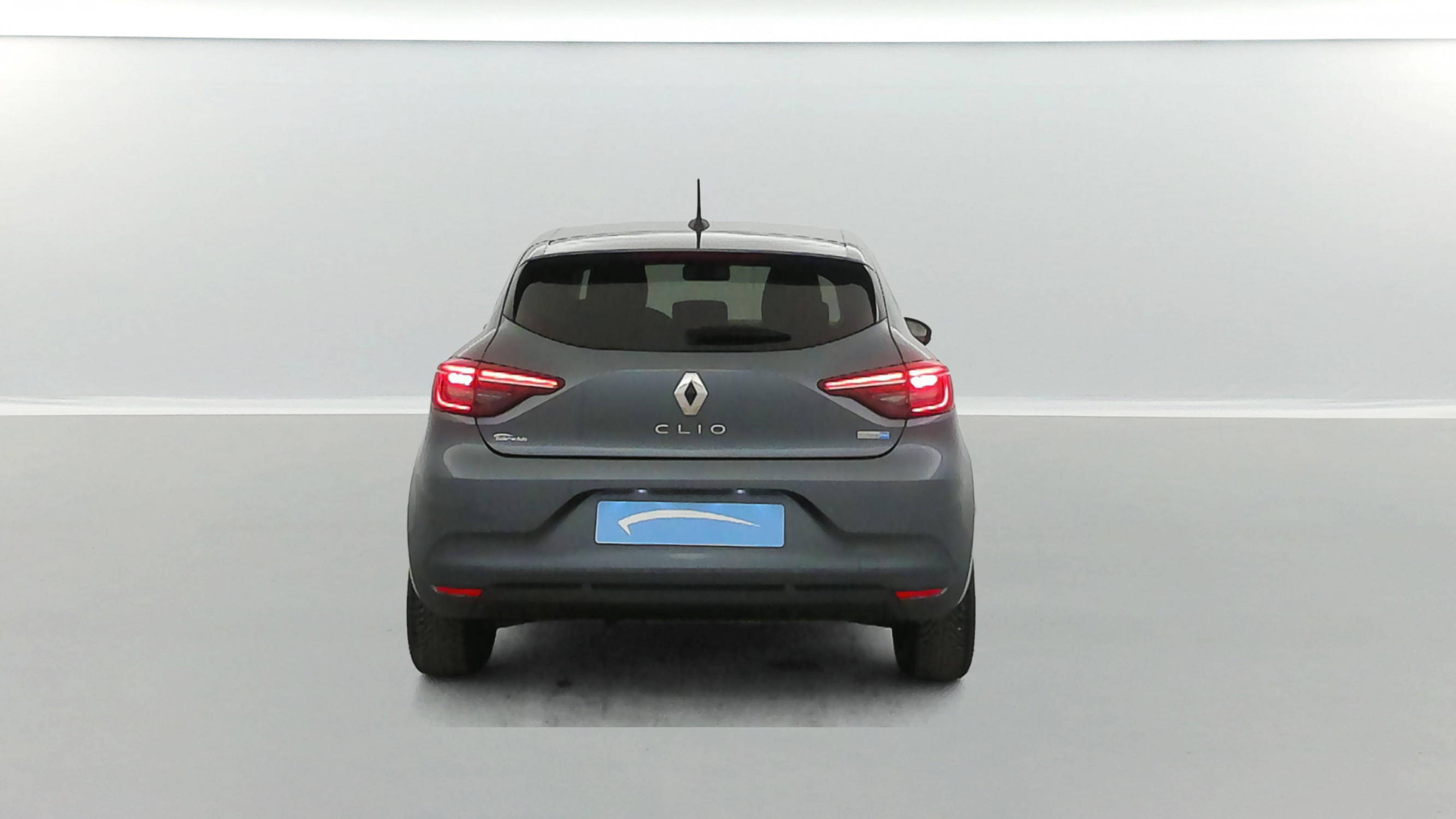 Vente en ligne Renault Clio 5 Clio E-Tech full hybrid 145 au prix de 16 790 €