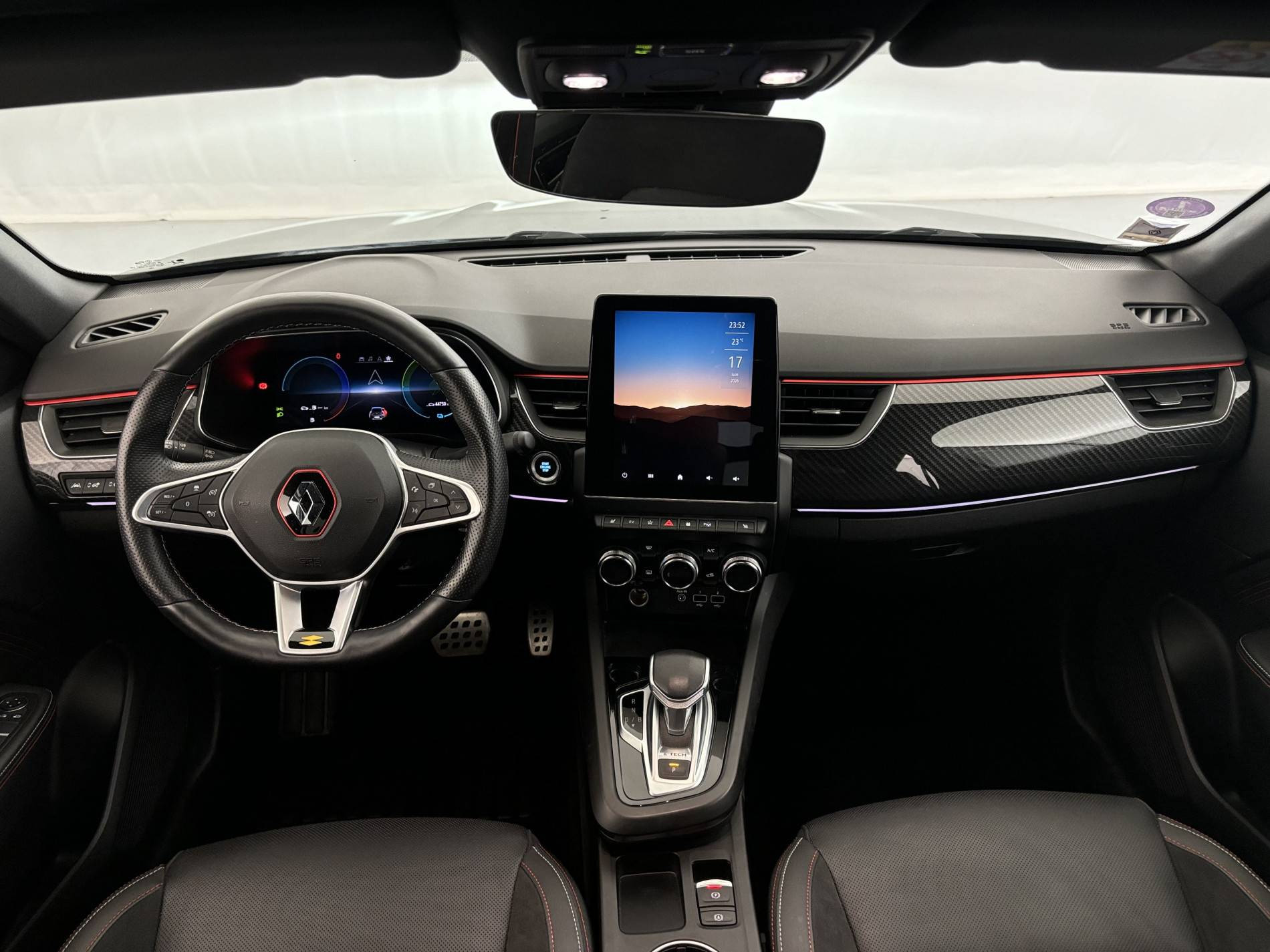 Vente en ligne Renault Arkana  E-Tech hybride 145 au prix de 21 990 €