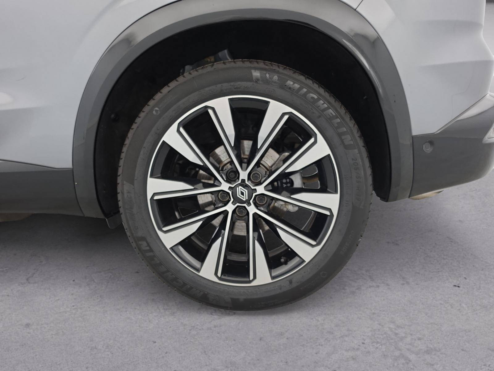 Vente en ligne Renault Austral  E-Tech hybrid 200 au prix de 26 790 €
