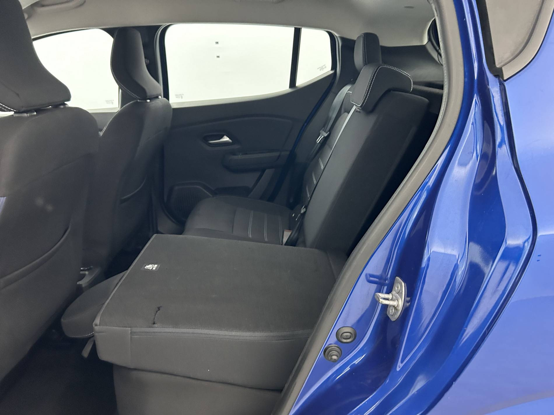 Vente en ligne Dacia Sandero  ECO-G 100 au prix de 11 800 €