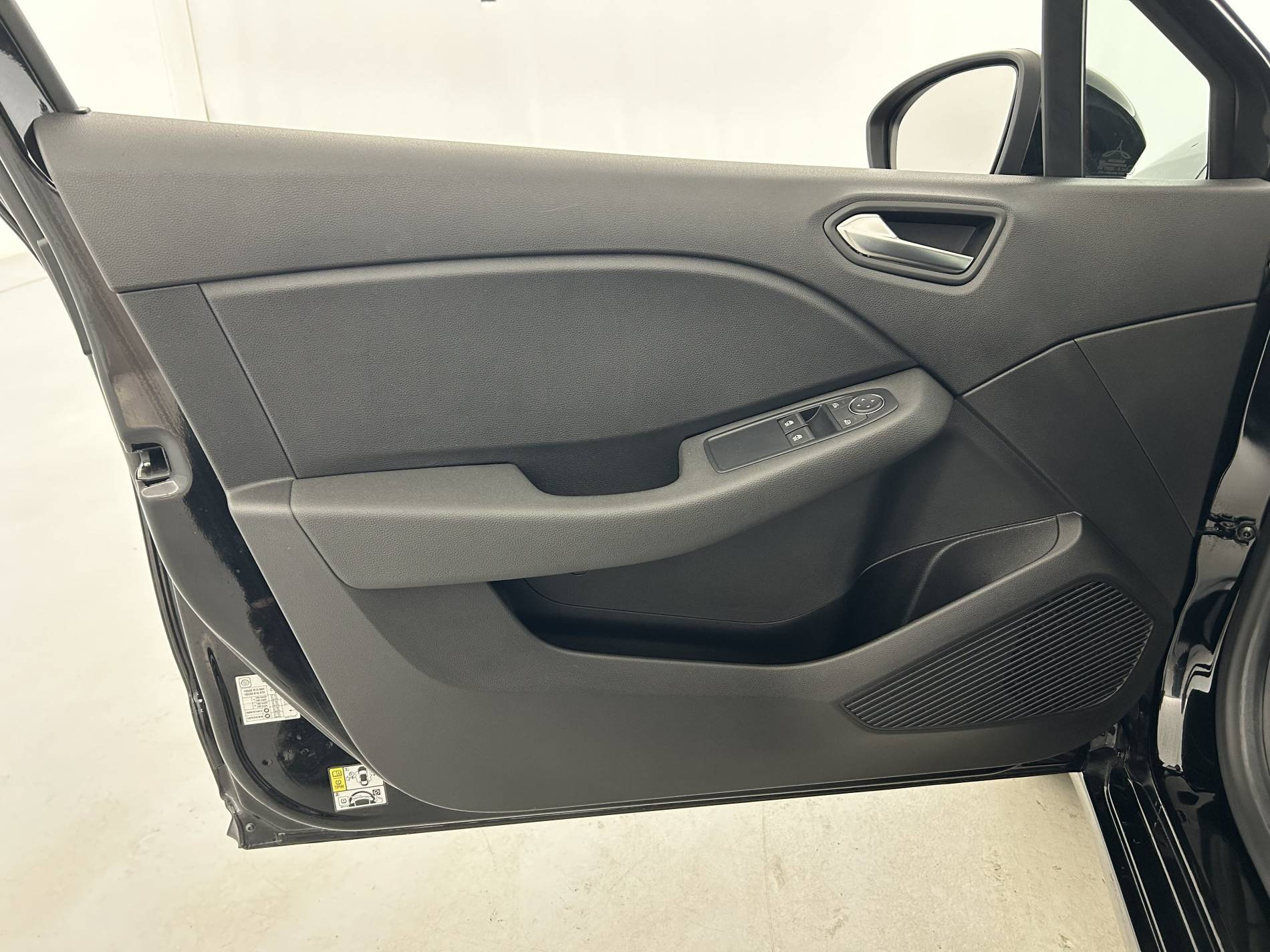 Vente en ligne Renault Clio 5 Clio TCe 90 au prix de 14 150 €