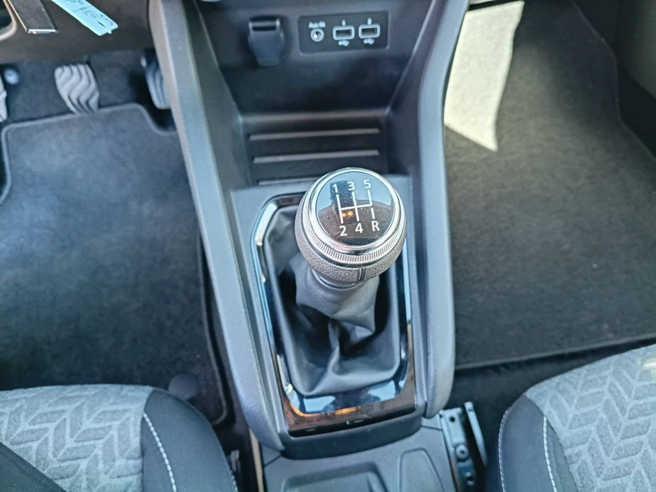 Vente en ligne Renault Clio 5 Clio SCe 65 au prix de 12 990 €