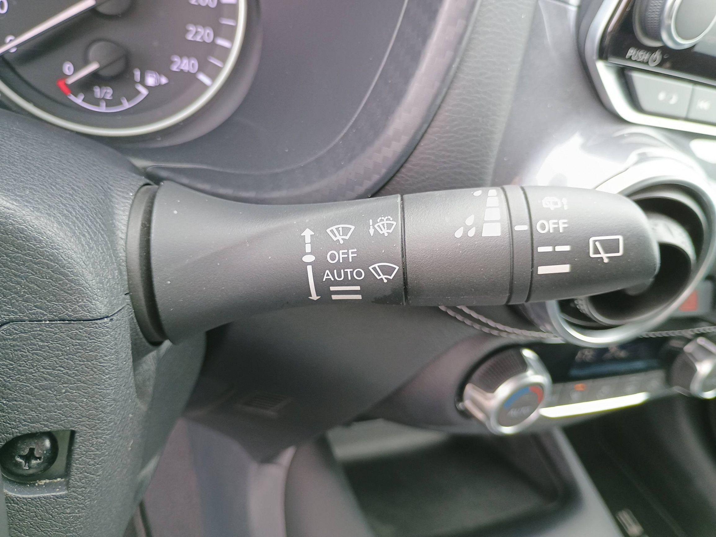 Vente en ligne Nissan Juke Juke HYBRID 143 au prix de 19 900 €