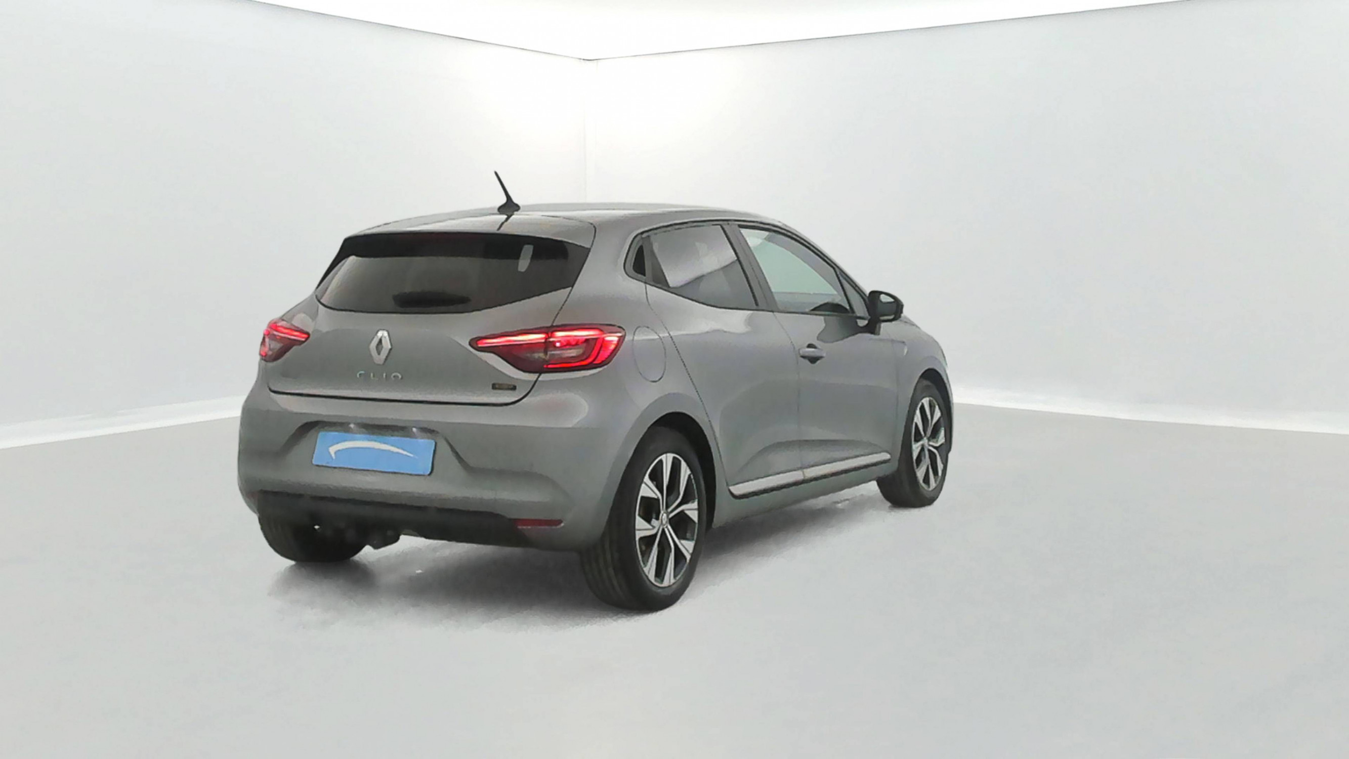 Vente en ligne Renault Clio 5 Clio E-Tech full hybrid 145 au prix de 17 390 €