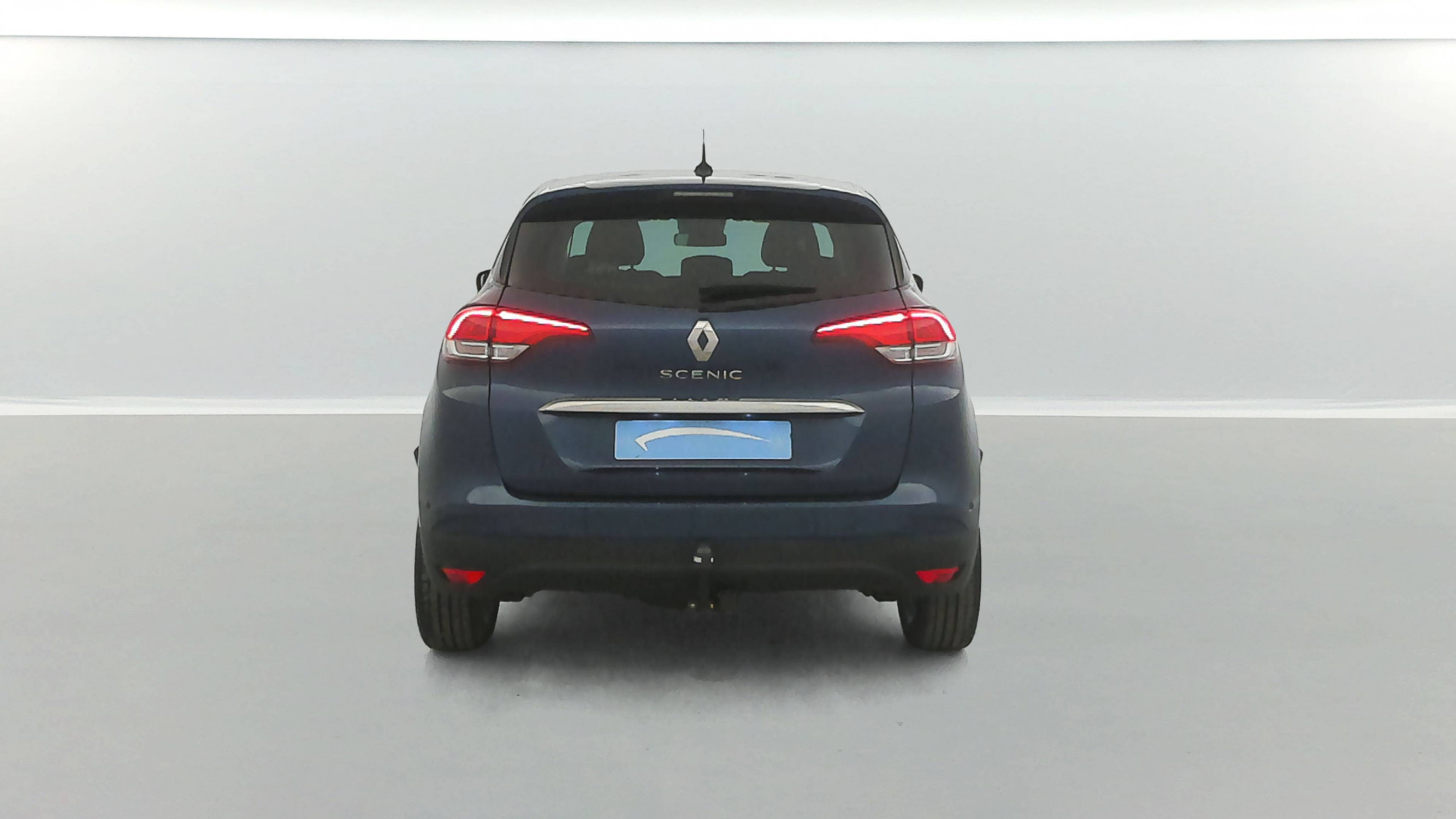 Vente en ligne Renault Scenic 4 Scenic Blue dCi 120 au prix de 16 390 €