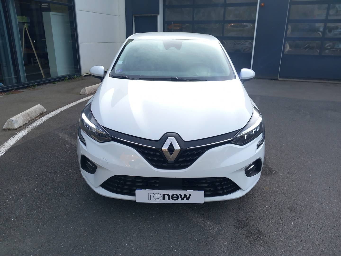 Renault Clio 5 Clio TCe 90 X-Tronic - 21N occasion de 2021 en vente à Châteaulin