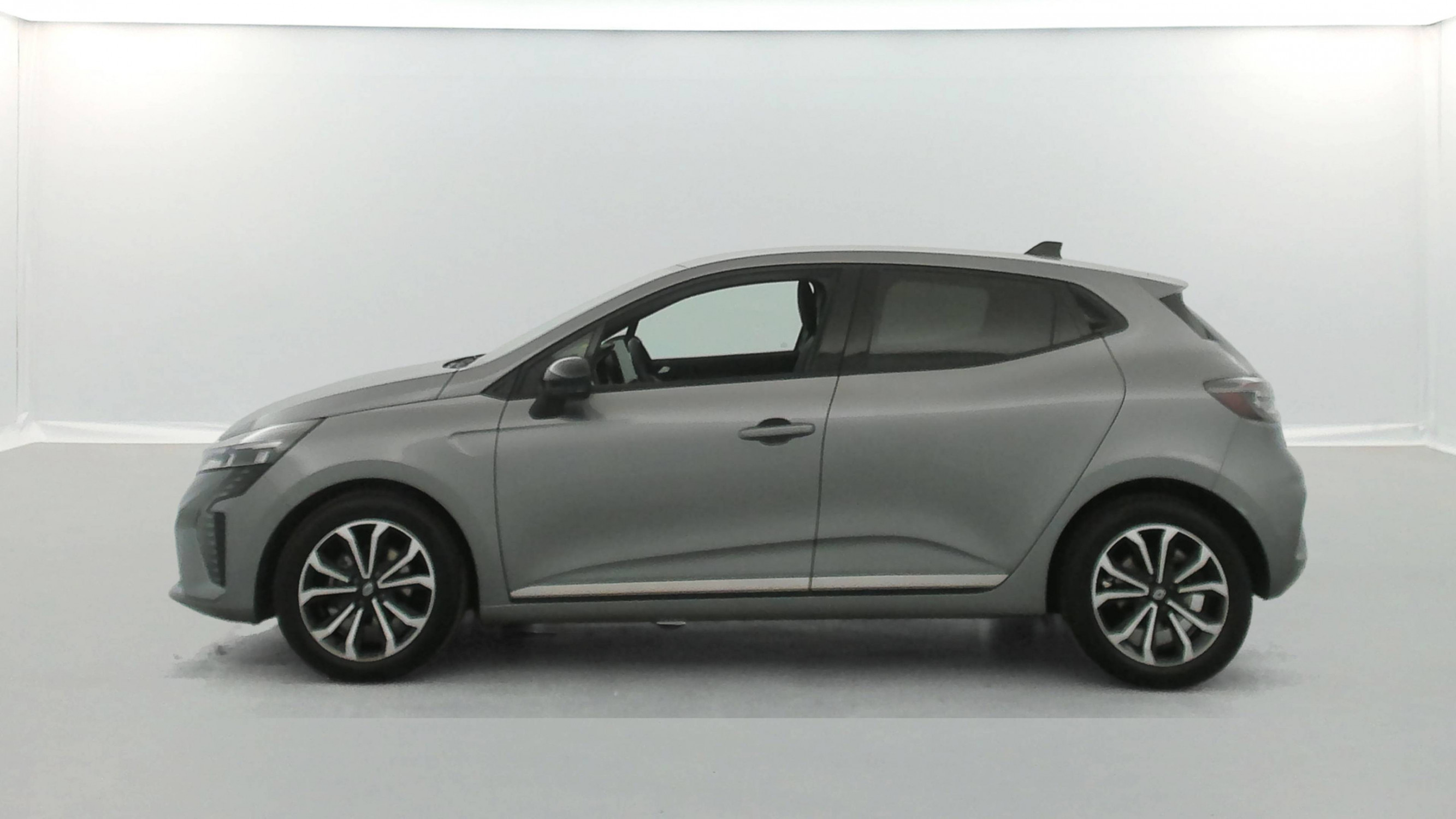 Vente en ligne Renault Clio 5 Clio TCe 90 ch GSR2 au prix de 18 490 €