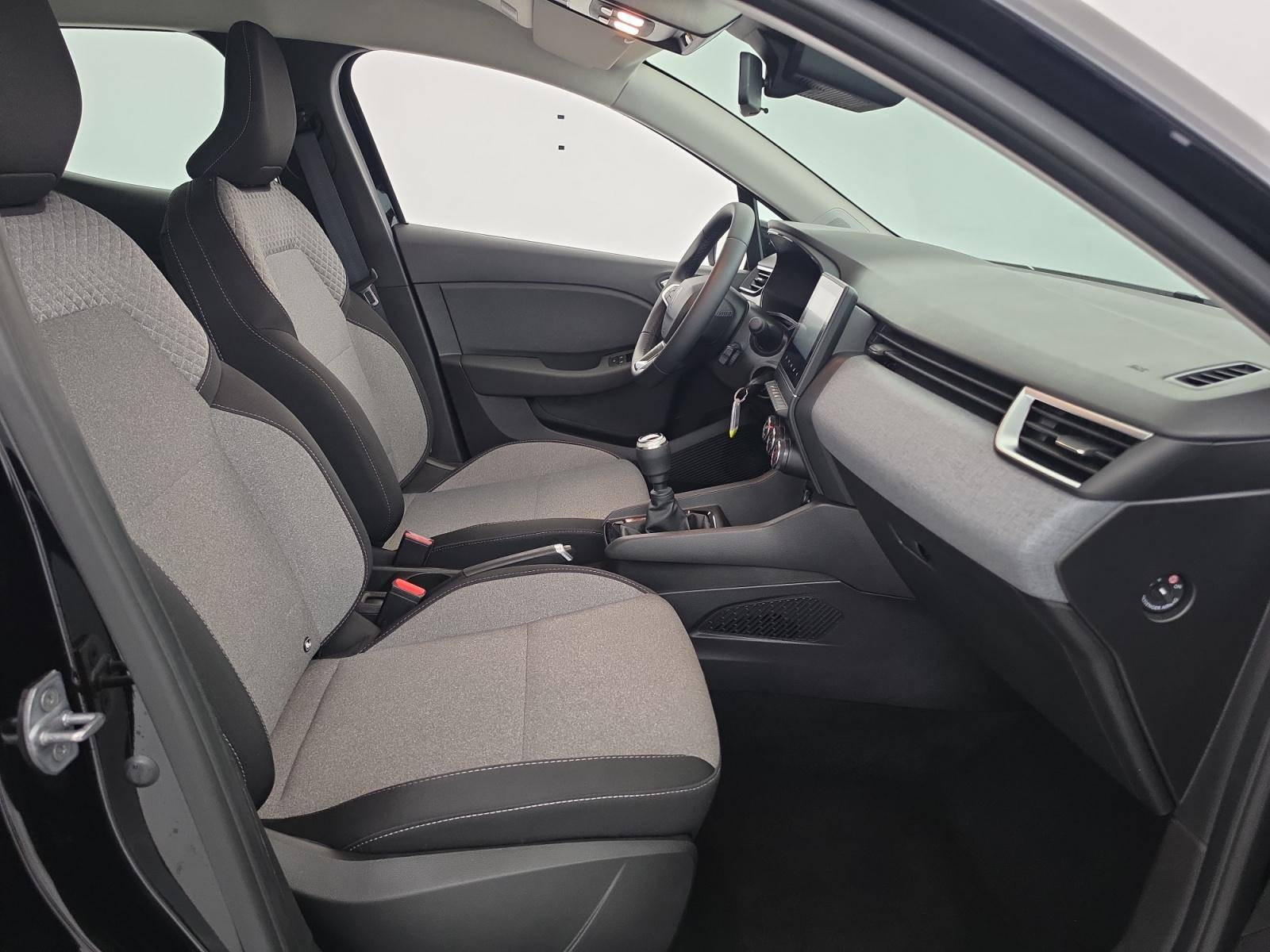 Vente en ligne Renault Clio 5 Clio Blue dCi 100 ch GSR2 au prix de 17 690 €