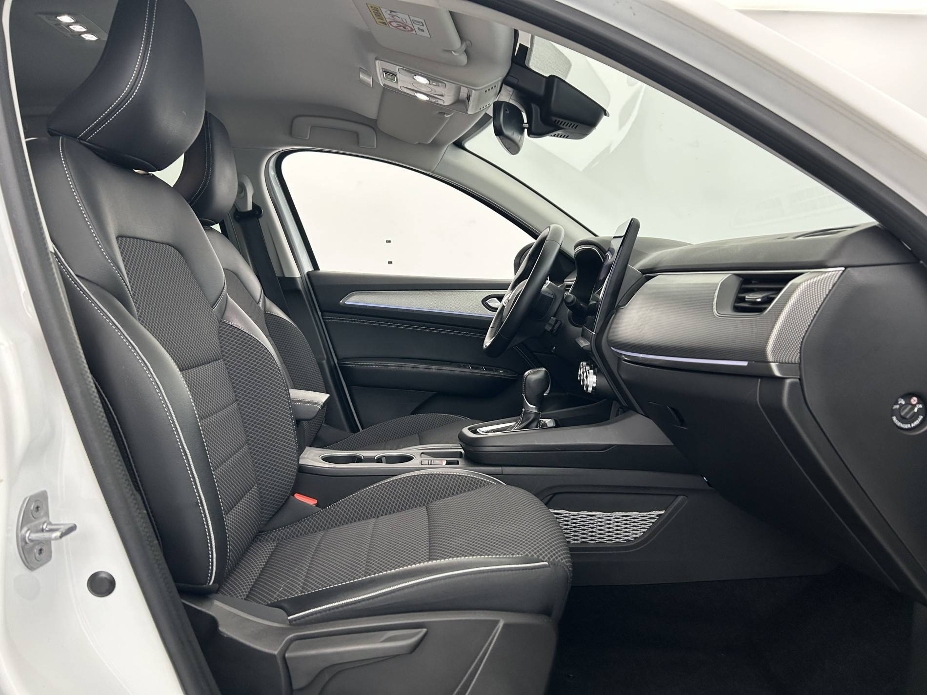 Vente en ligne Renault Arkana  E-Tech hybride 145 - 22 au prix de 20 990 €