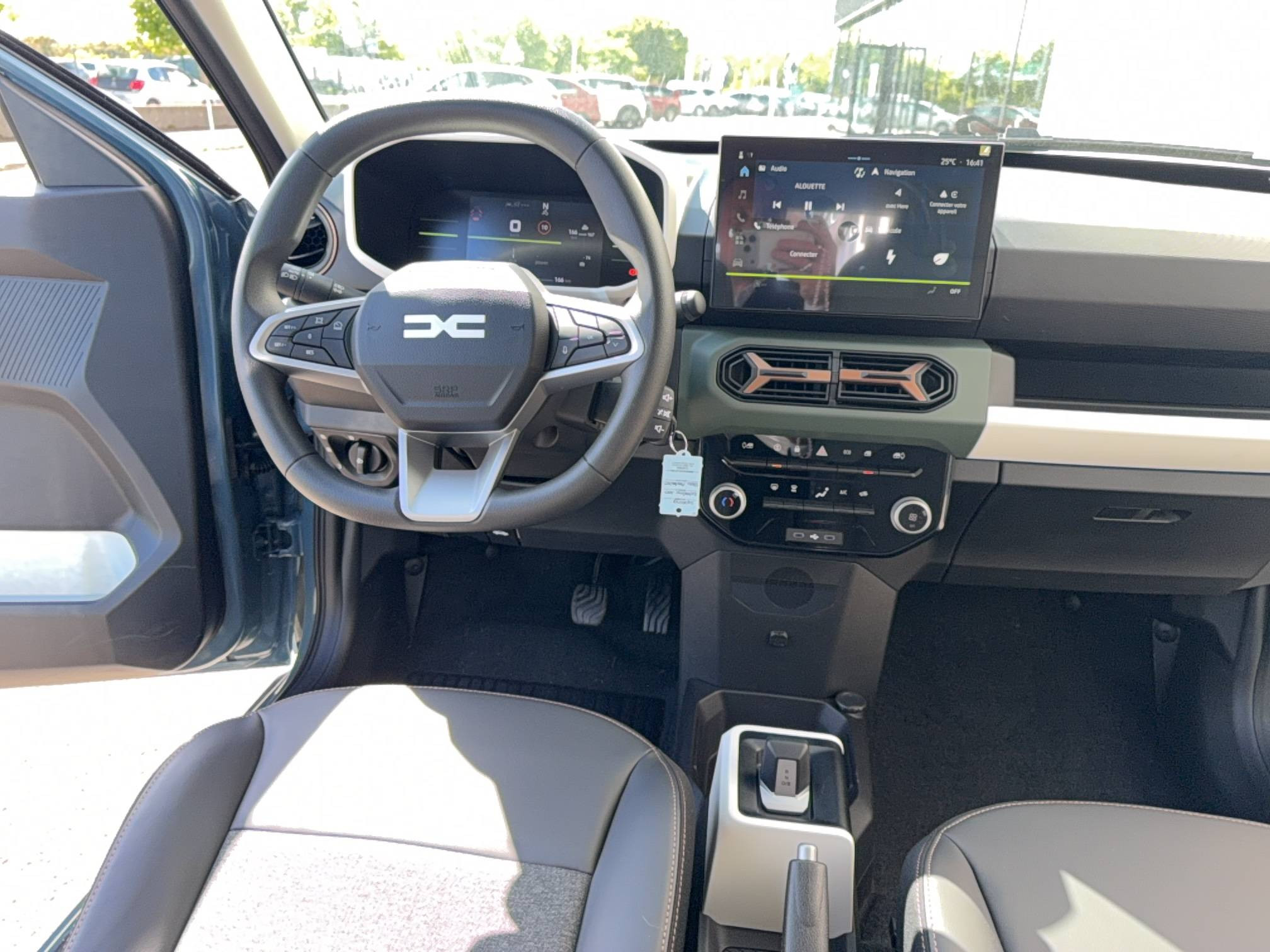 Vente en ligne Dacia Spring  electric 100 au prix de 19 990 €
