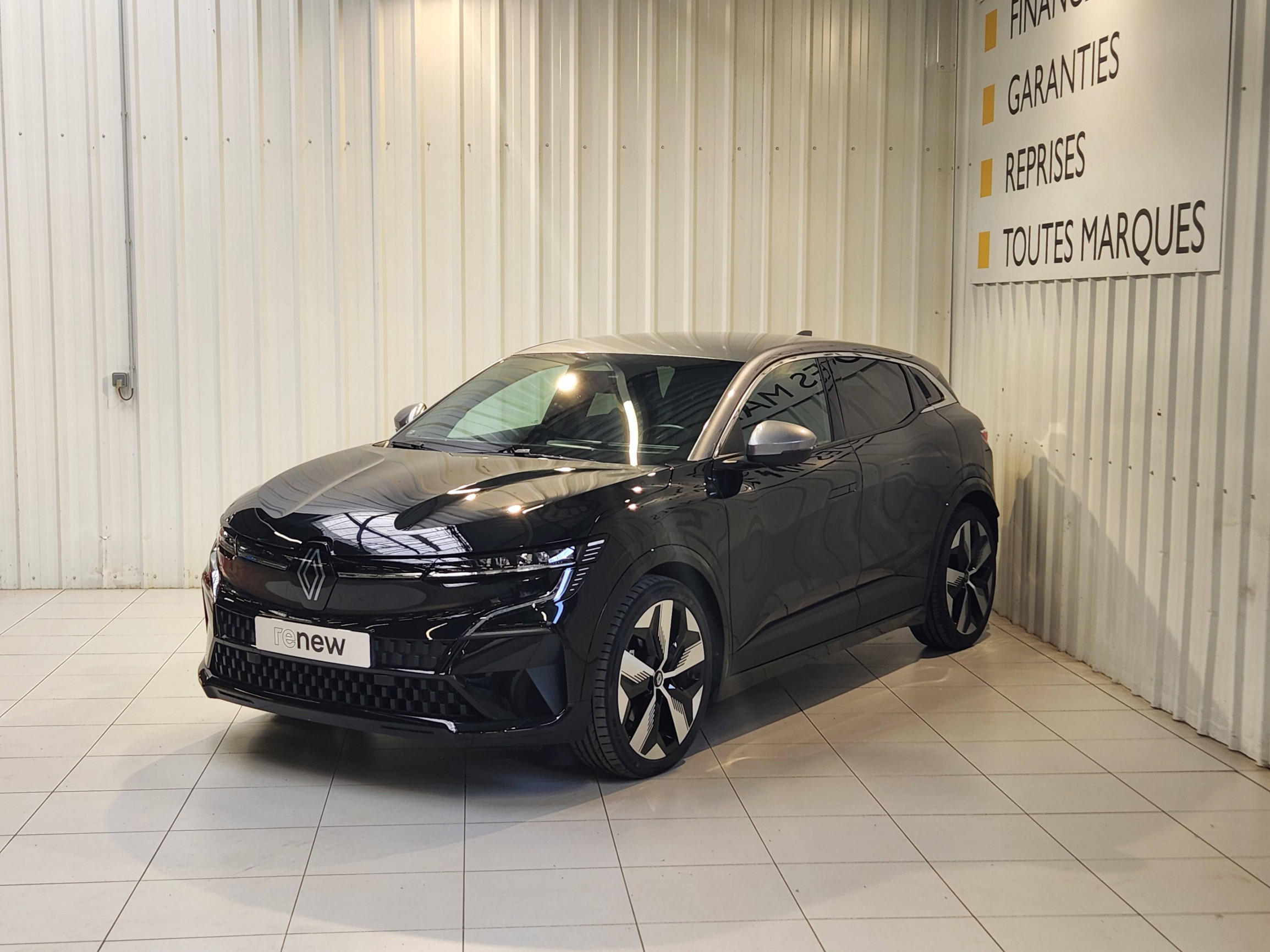 Renault Megane E-Tech  EV60 220 ch super charge occasion de 2024 en vente à Morlaix