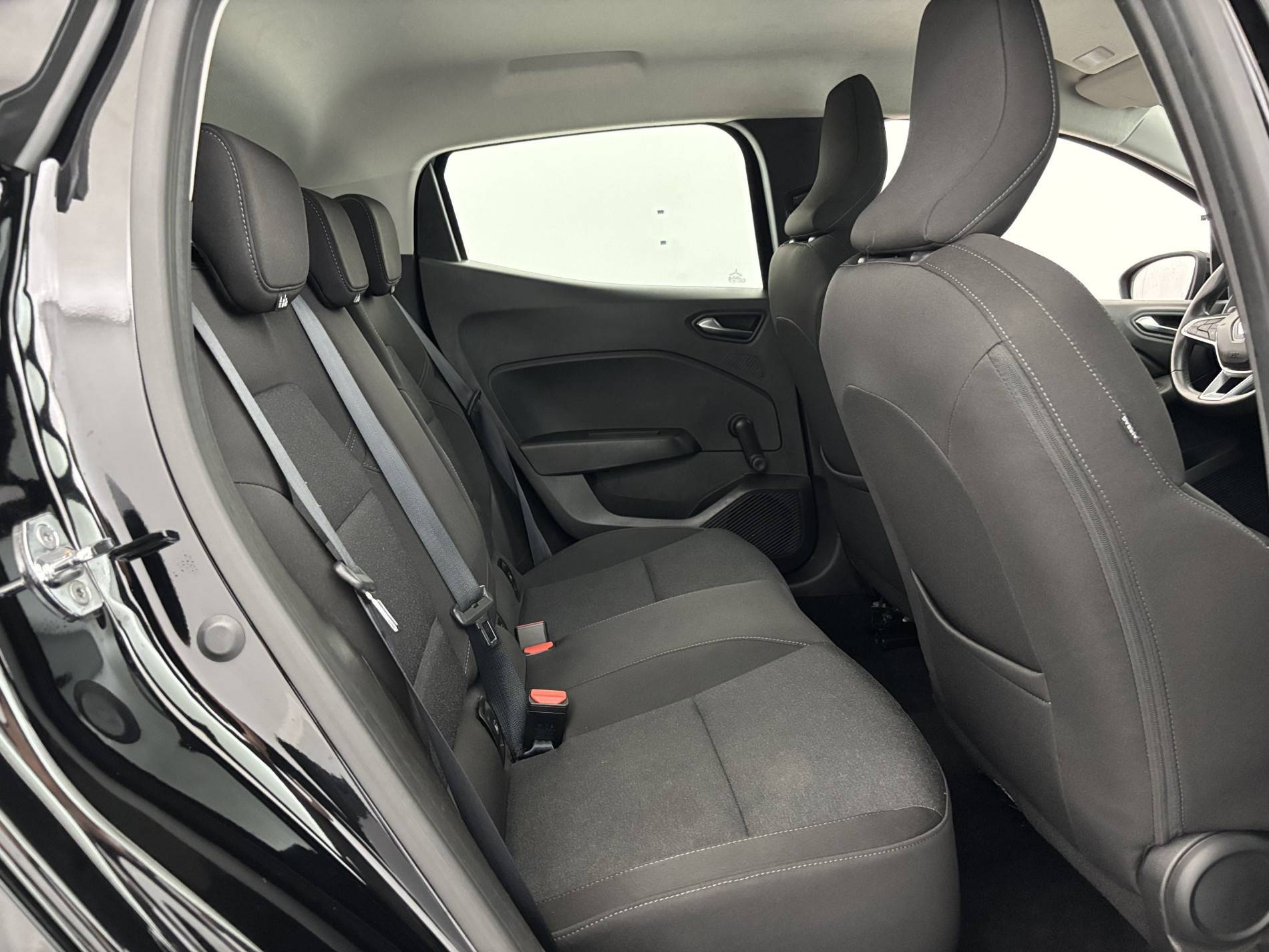 Vente en ligne Renault Clio 5 Clio TCe 90 au prix de 12 890 €