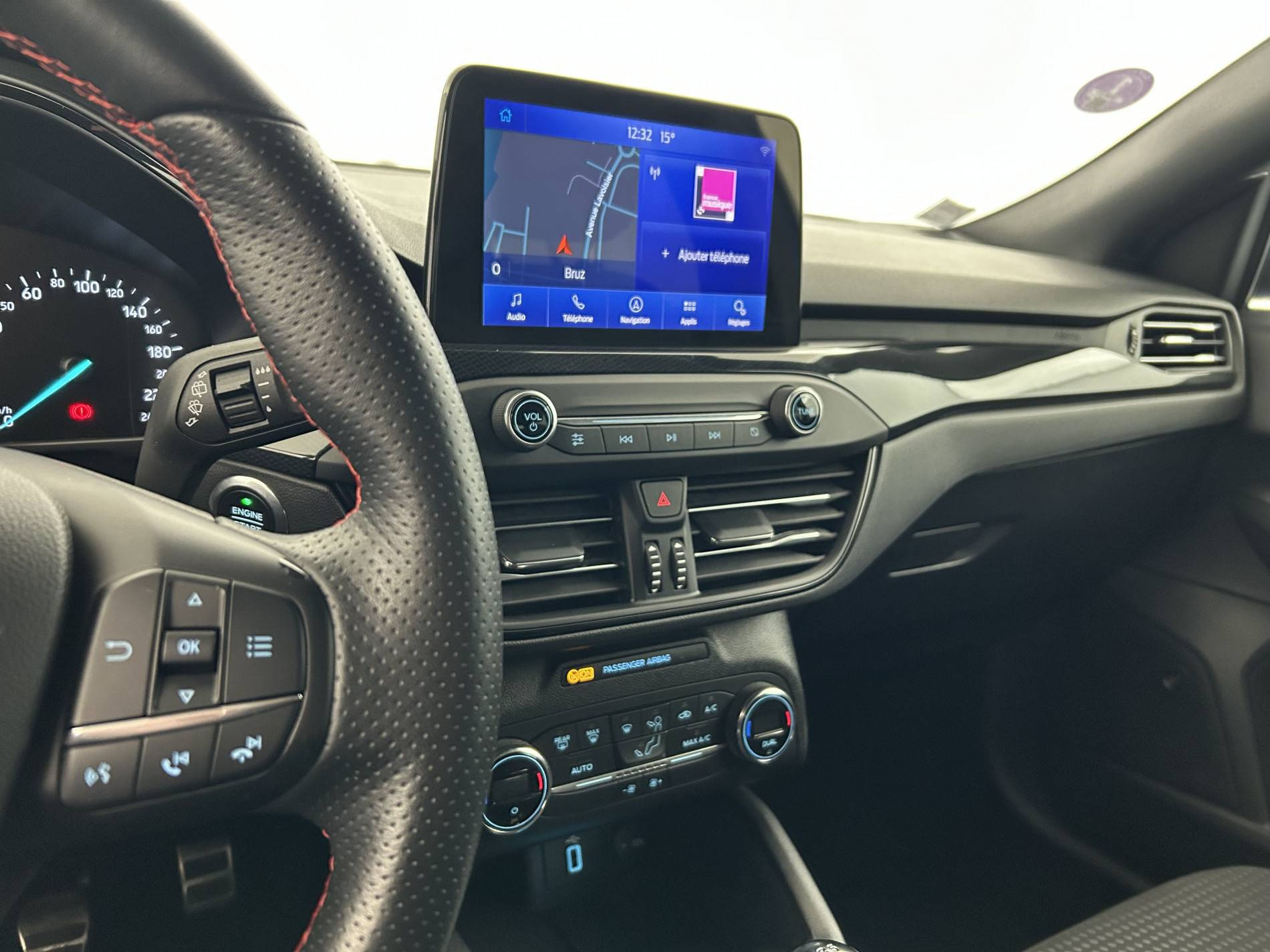 Vente en ligne Ford Focus  1.0 EcoBoost 125 S&S au prix de 13 900 €