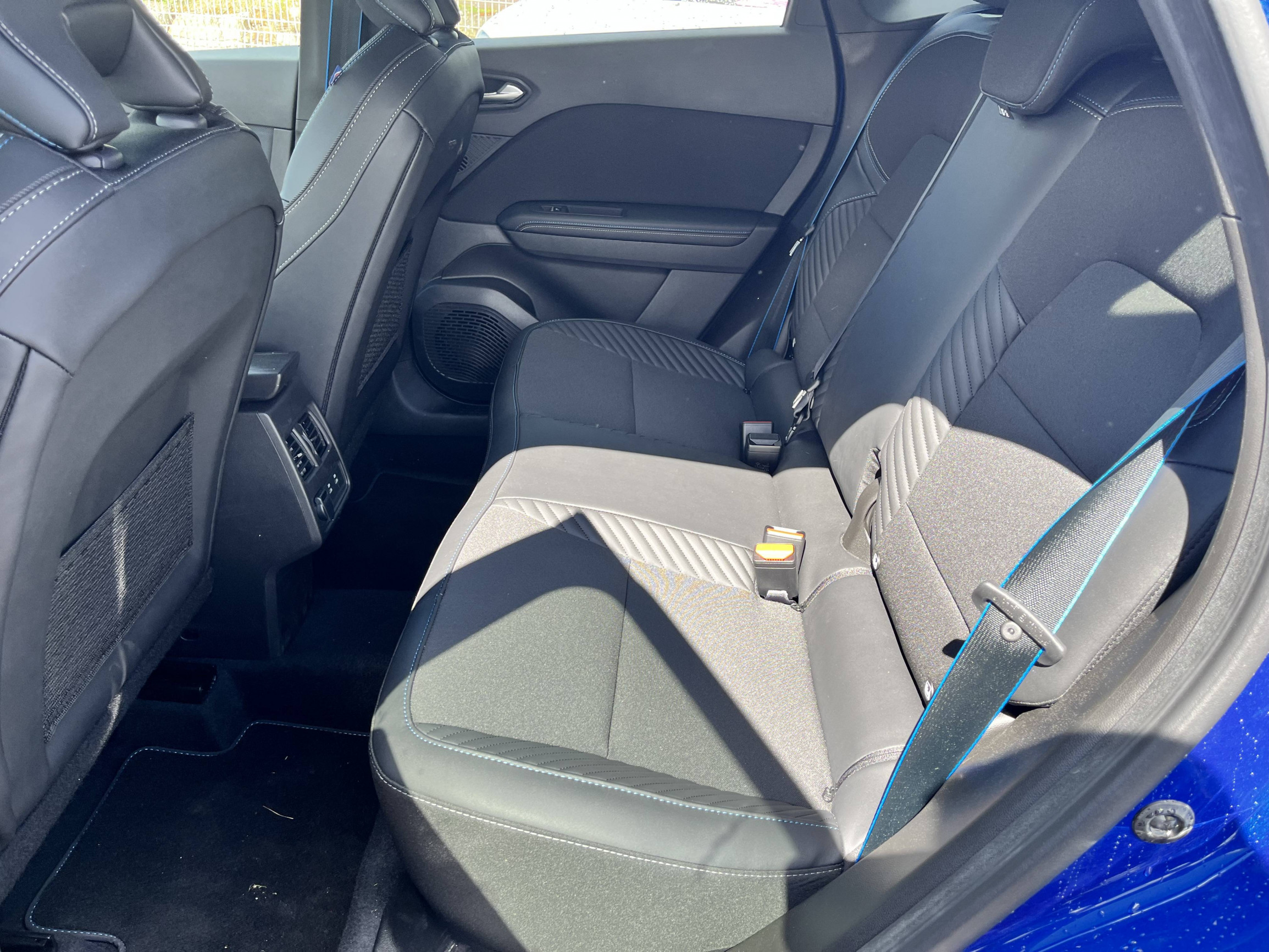 Vente en ligne Renault Symbioz  E-Tech full hybrid 160 ch au prix de 32 990 €