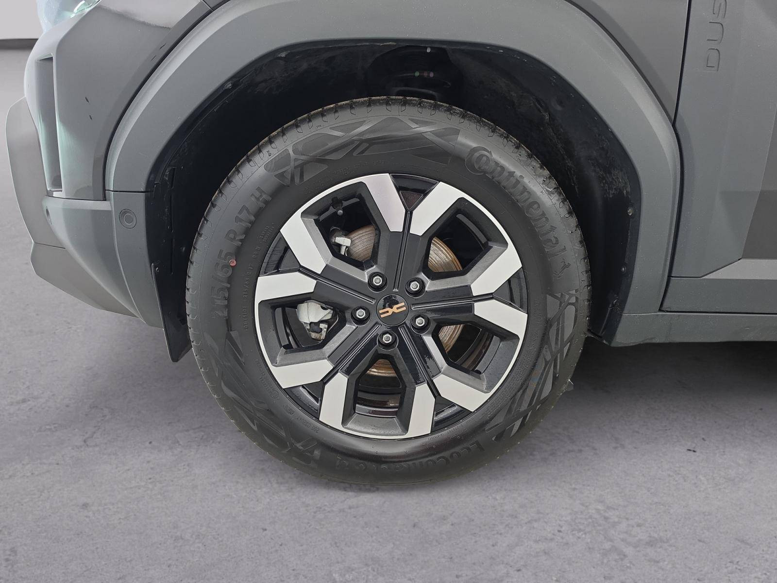 Vente en ligne Dacia Duster  Hybrid 140 au prix de 25 980 €