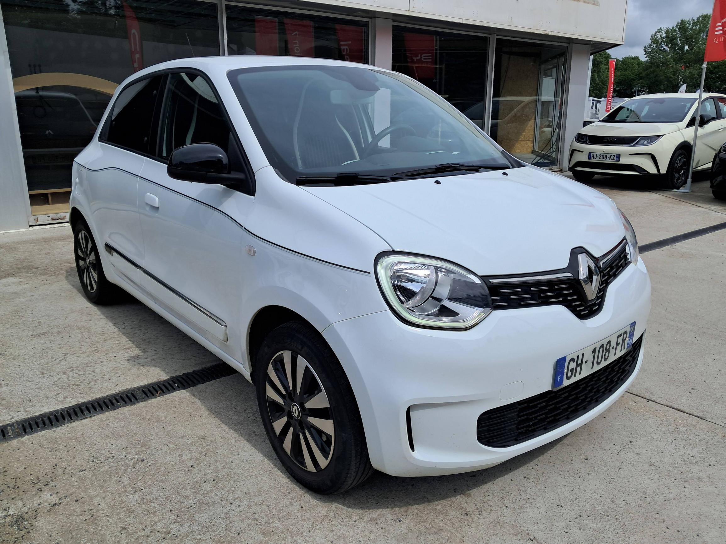 Vente en ligne Renault Twingo Electrique Twingo III E-Tech au prix de 9 490 €