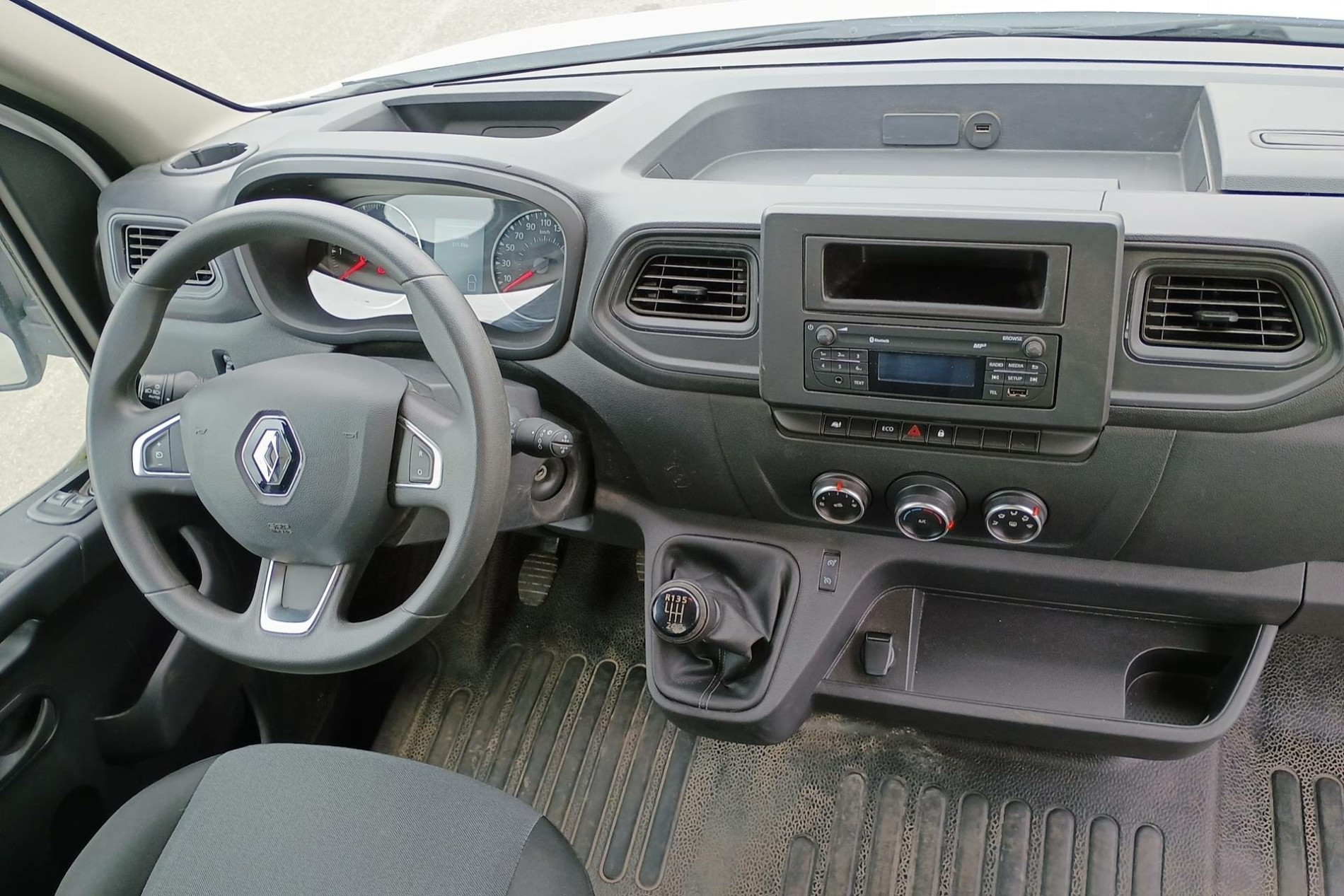 Vente en ligne Renault Master 3 Châssis Cabine MASTER CC PROP RJ3500 L2 PAFC BLUE DCI 130 EURO VI au prix de 32 990 €