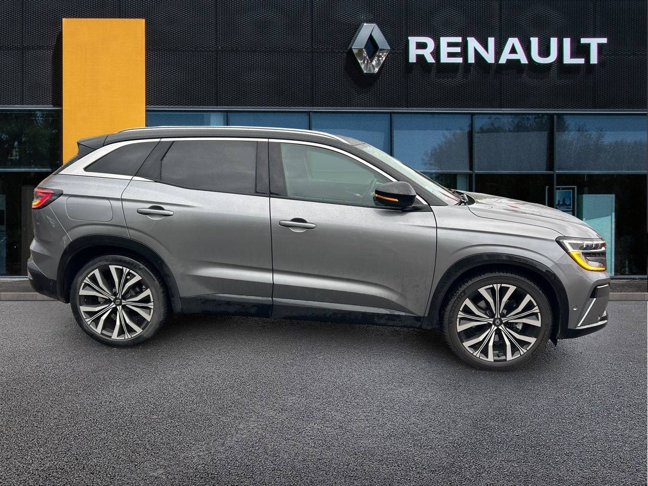 Vente en ligne Renault Austral  E-Tech hybrid 200 au prix de 28 390 €