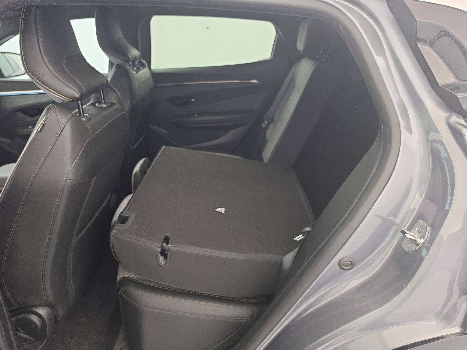 Vente en ligne Renault Megane E-Tech  EV40 130ch standard charge au prix de 18 490 €