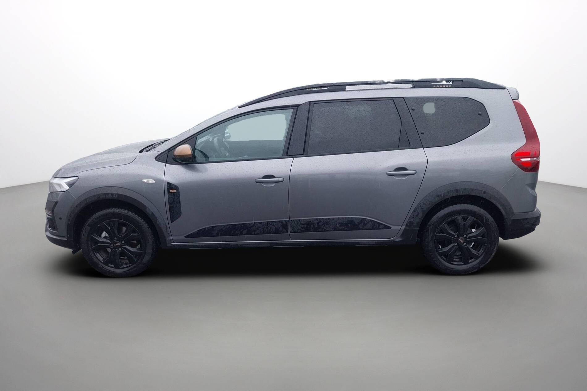 Vente en ligne Dacia Jogger  Hybrid 140 7 places au prix de 21 990 €