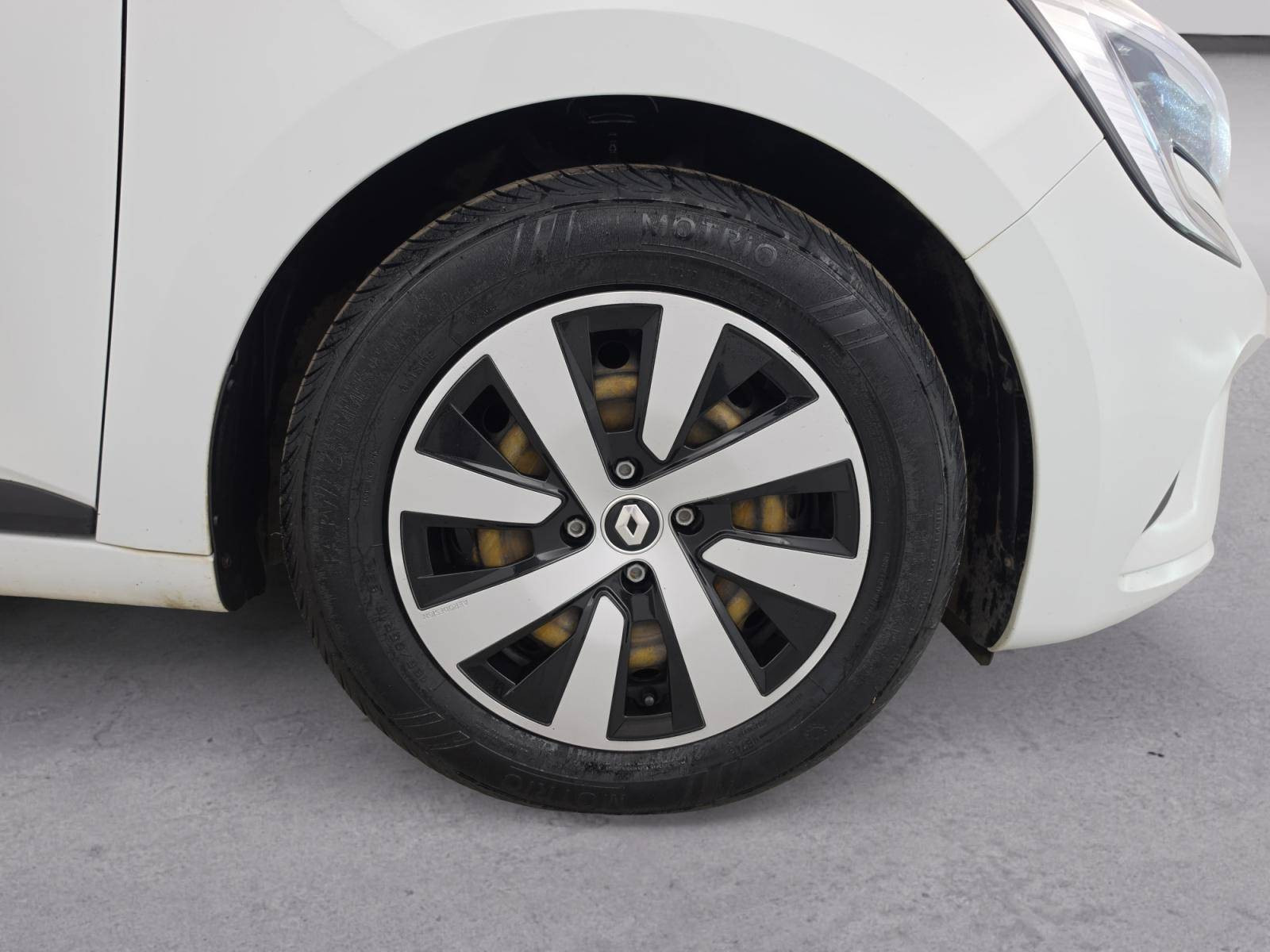 Vente en ligne Renault Clio 5 Clio TCe 90 au prix de 13 990 €