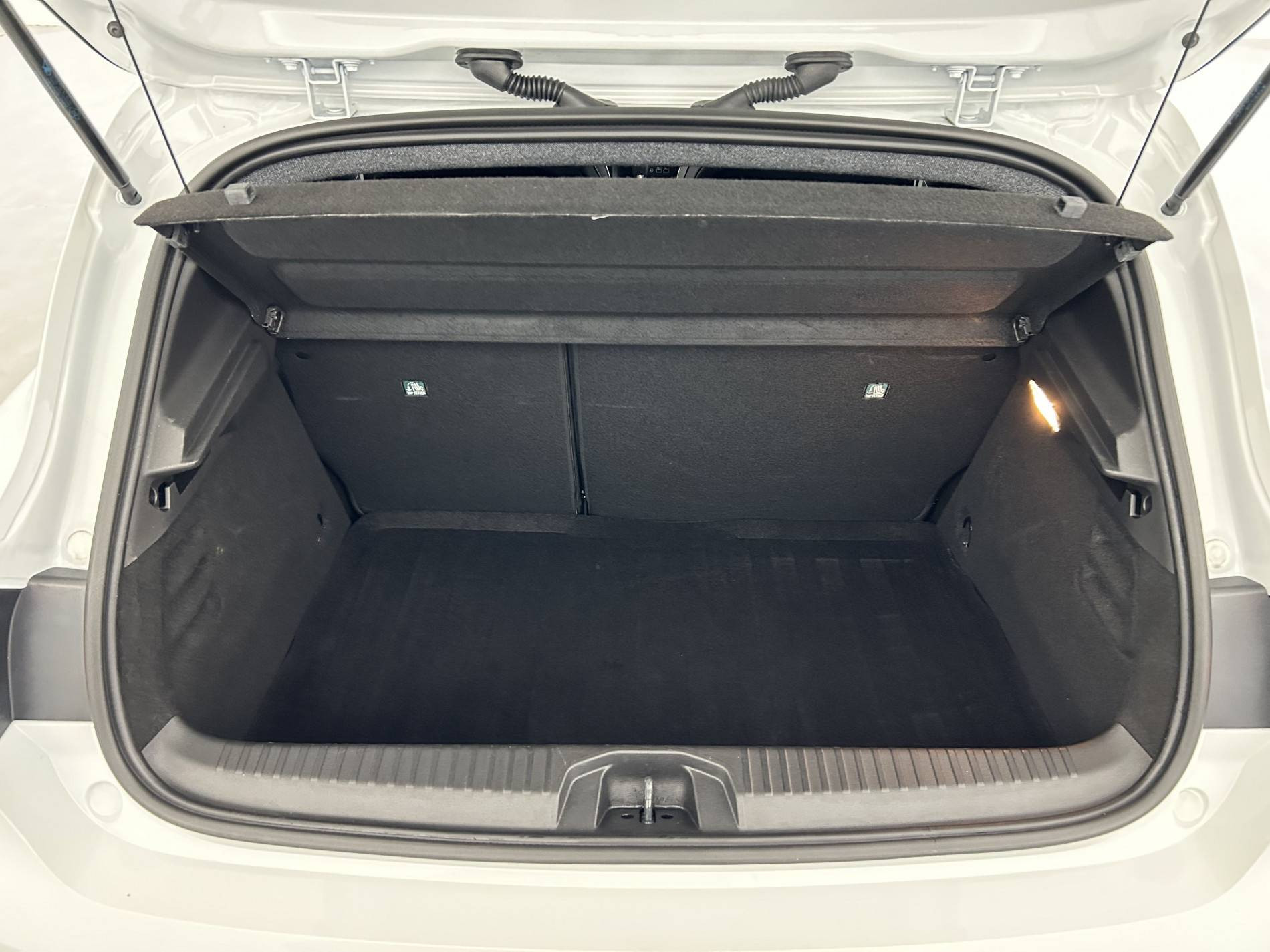 Vente en ligne Renault Clio 5 Clio E-Tech full hybrid 145 ch GSR2 au prix de 20 290 €