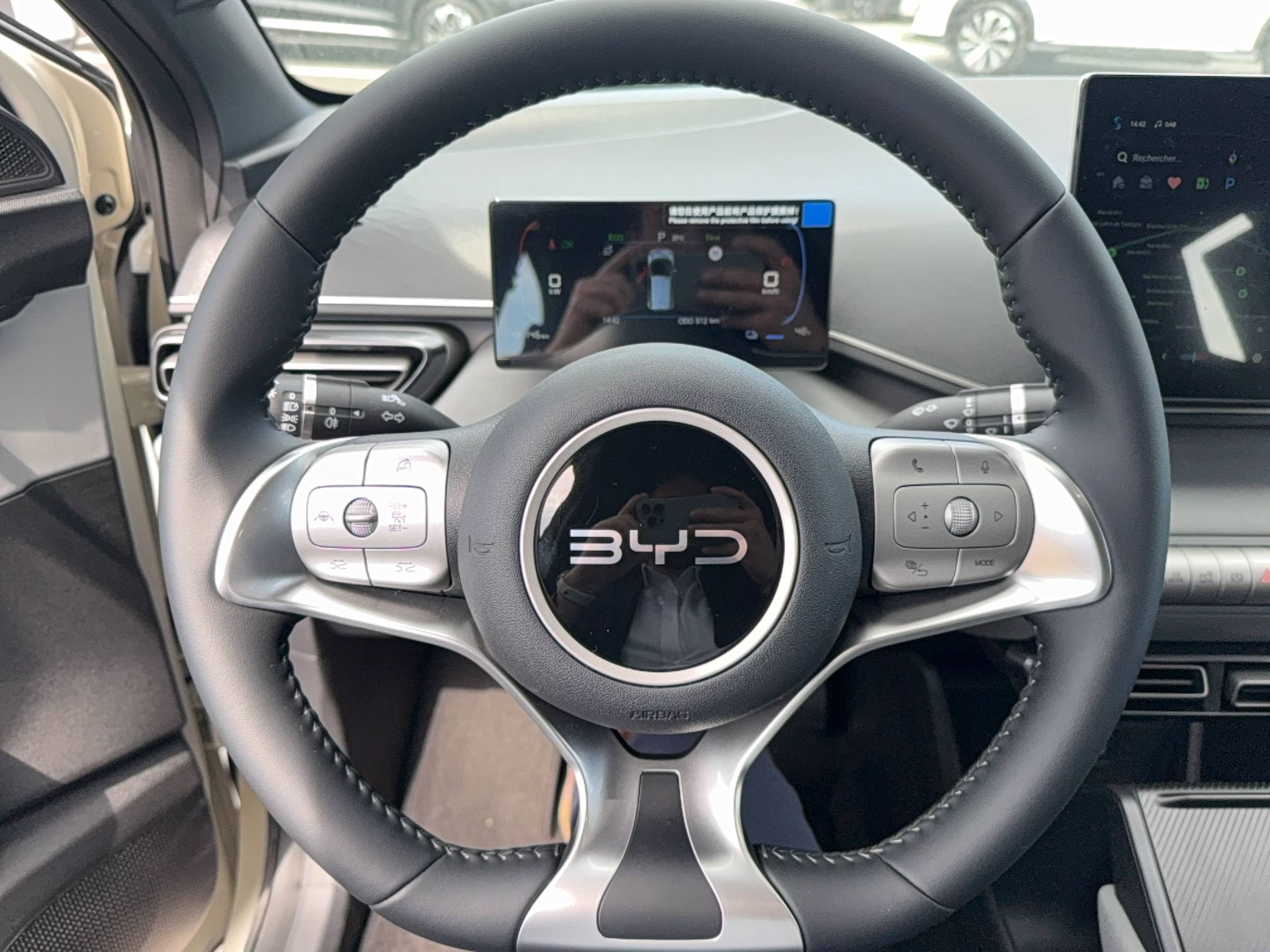 Vente en ligne Byd Dolphin Surf  43.2 kWh 88 ch au prix de 20 490 €
