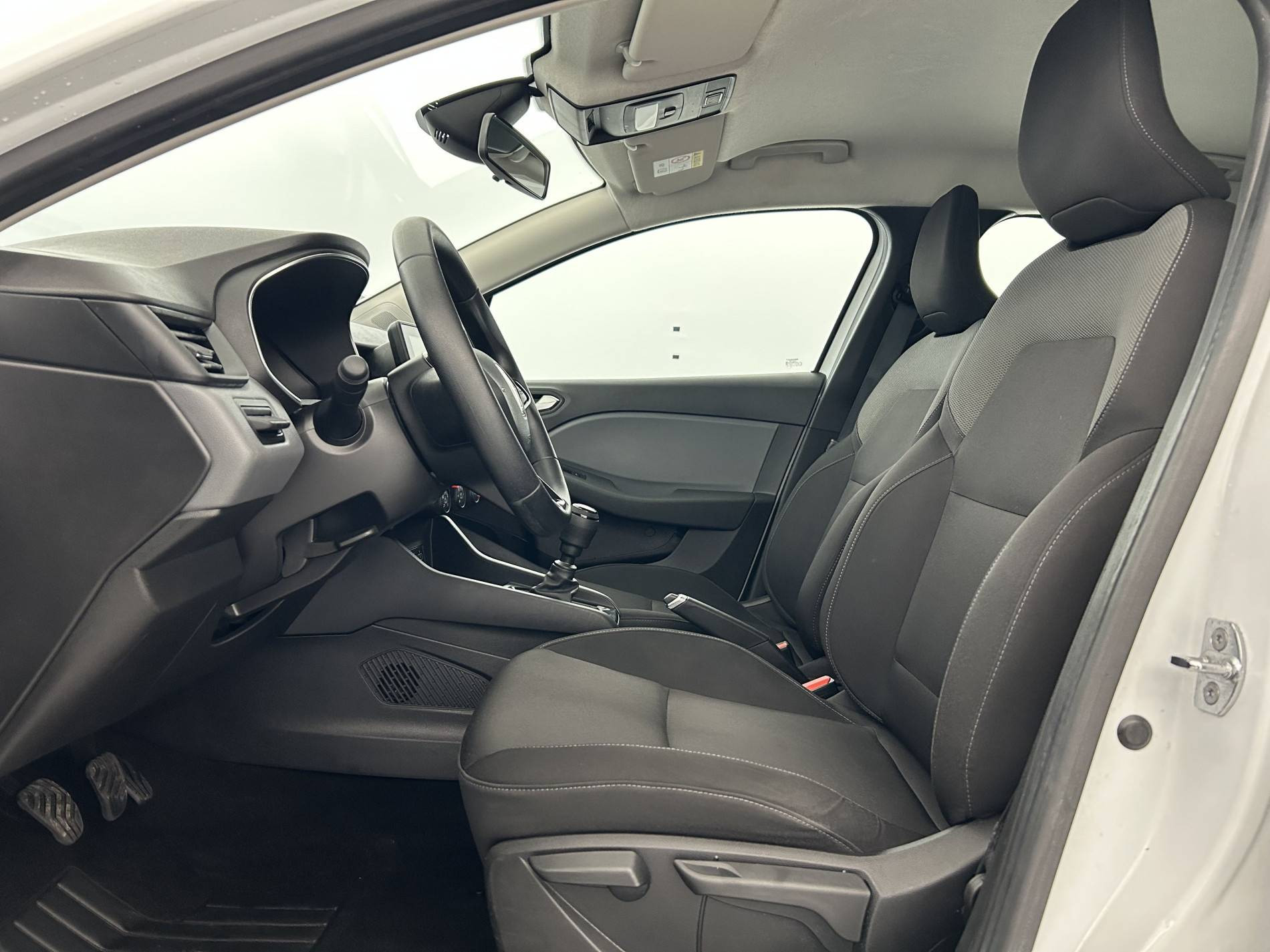 Vente en ligne Renault Clio 5 CLIO SOCIETE BLUE DCI 85 au prix de 10 490 €