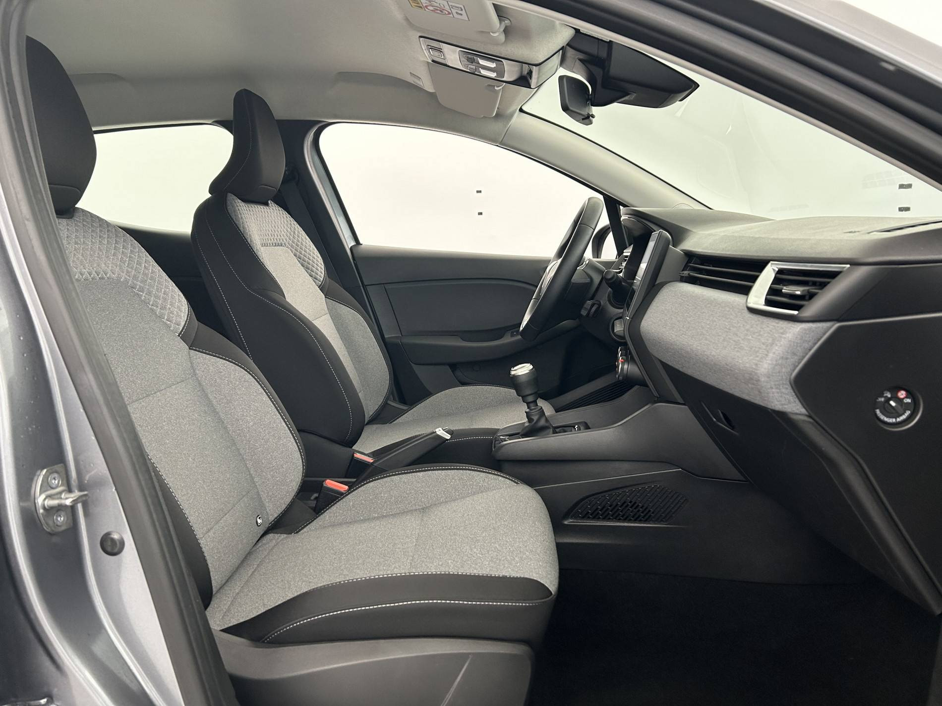 Vente en ligne Renault Clio 5 Clio TCe 90 au prix de 15 400 €