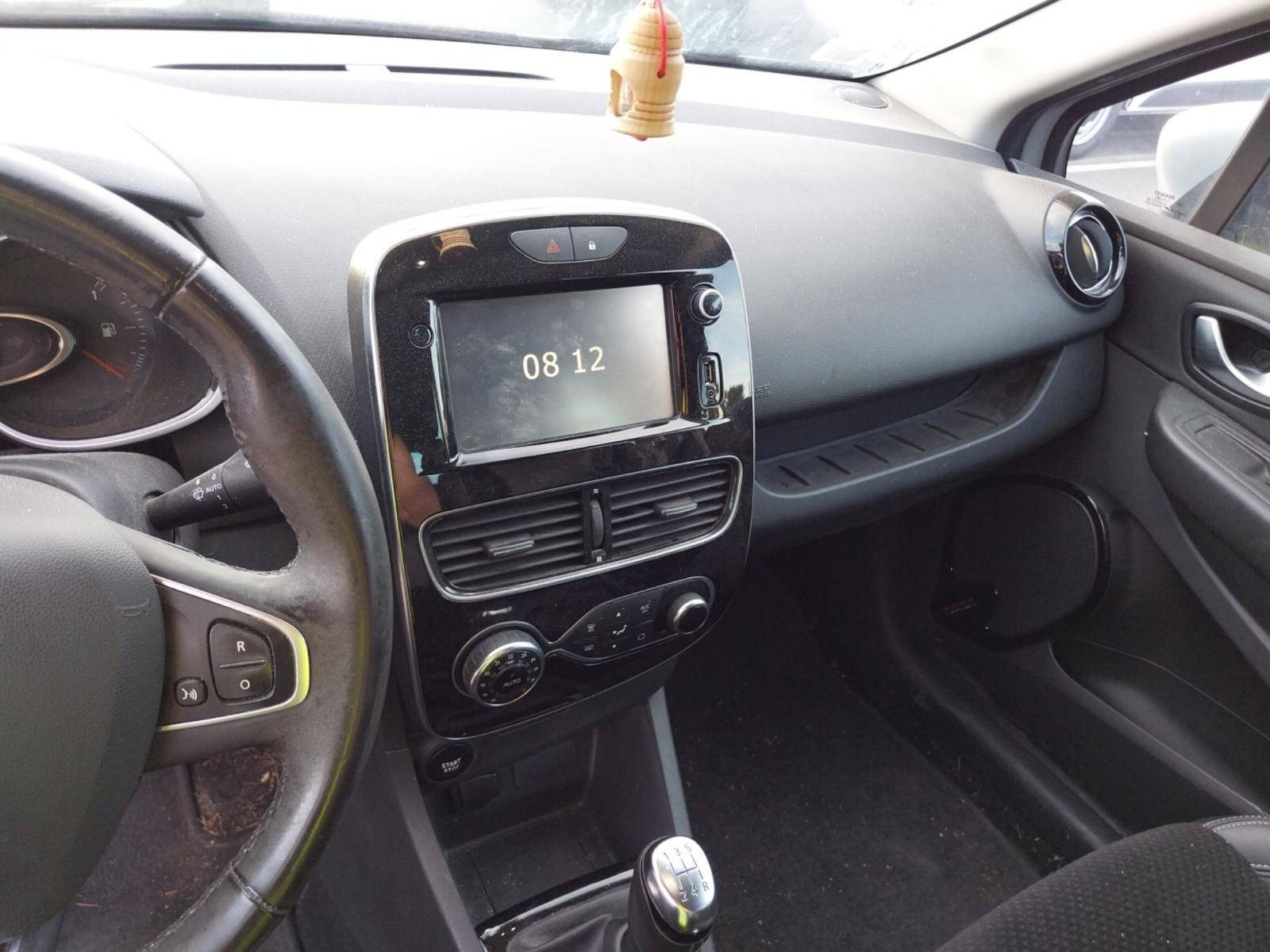Vente en ligne Renault Clio 4 Clio dCi 90 Energy au prix de 10 350 €