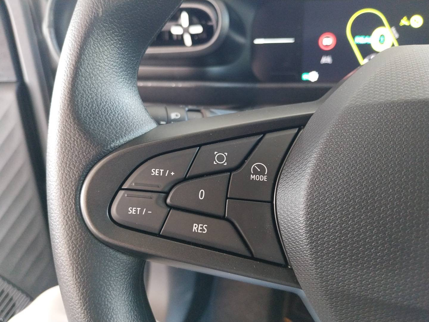 Vente en ligne Renault Twingo Electrique  80 ch autonomie urbaine au prix de 21 190 €