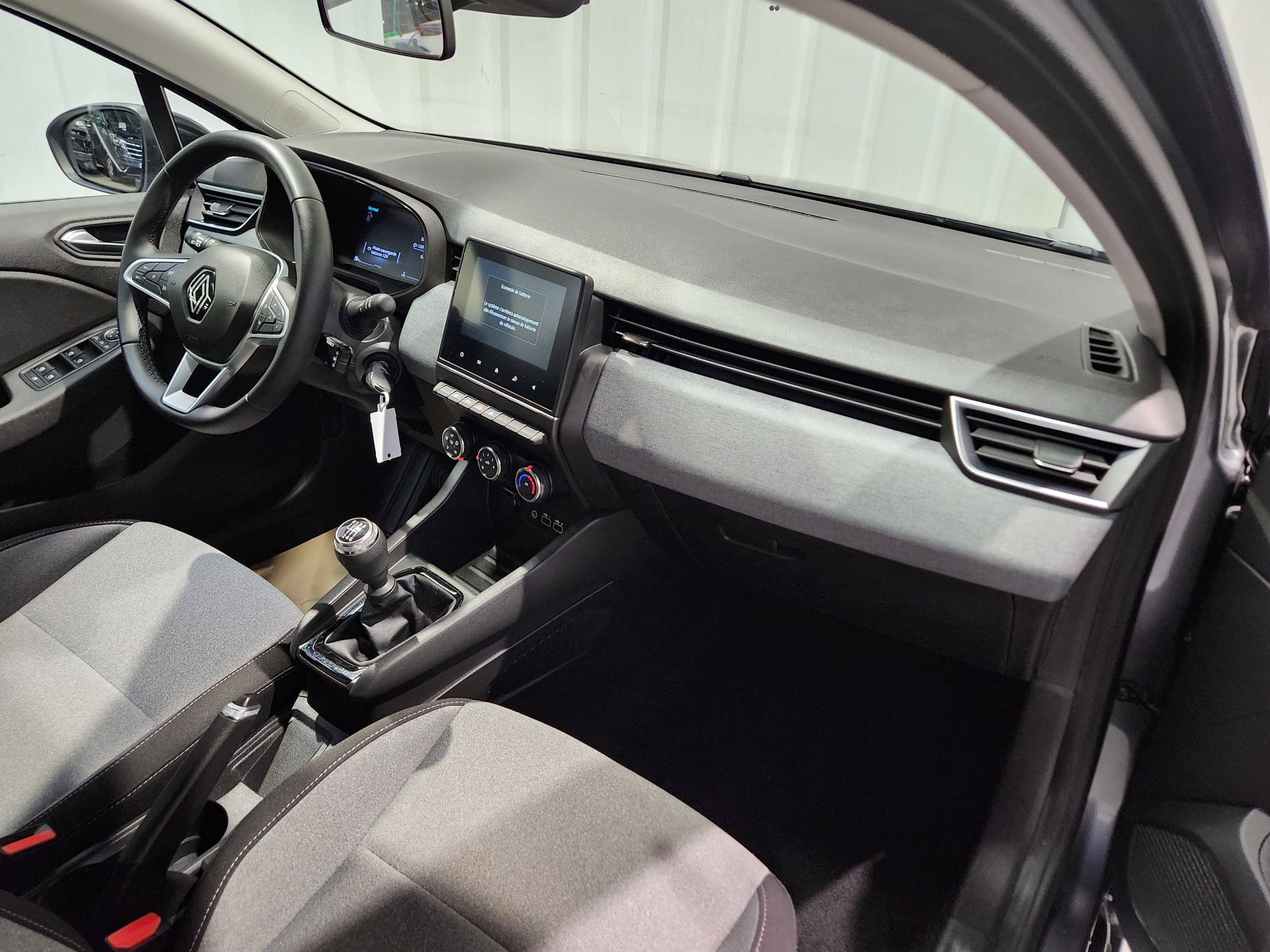 Vente en ligne Renault Clio 5 Clio TCe 90 au prix de 15 490 €