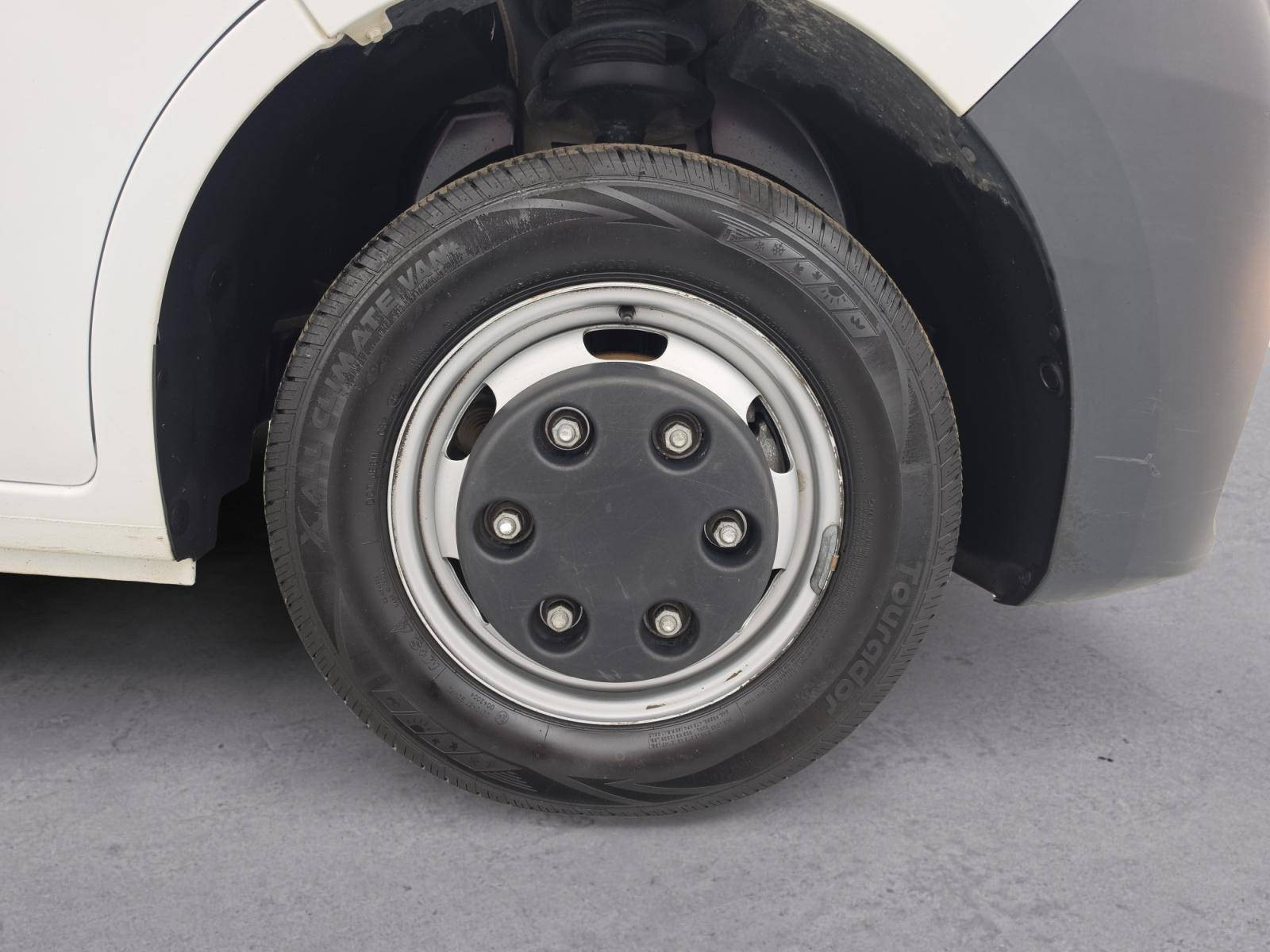Vente en ligne Renault Master 3 Châssis Cabine MASTER CC PROP RJ3500 L2 PAFC BLUE DCI 130 EURO VI au prix de 29 990 €