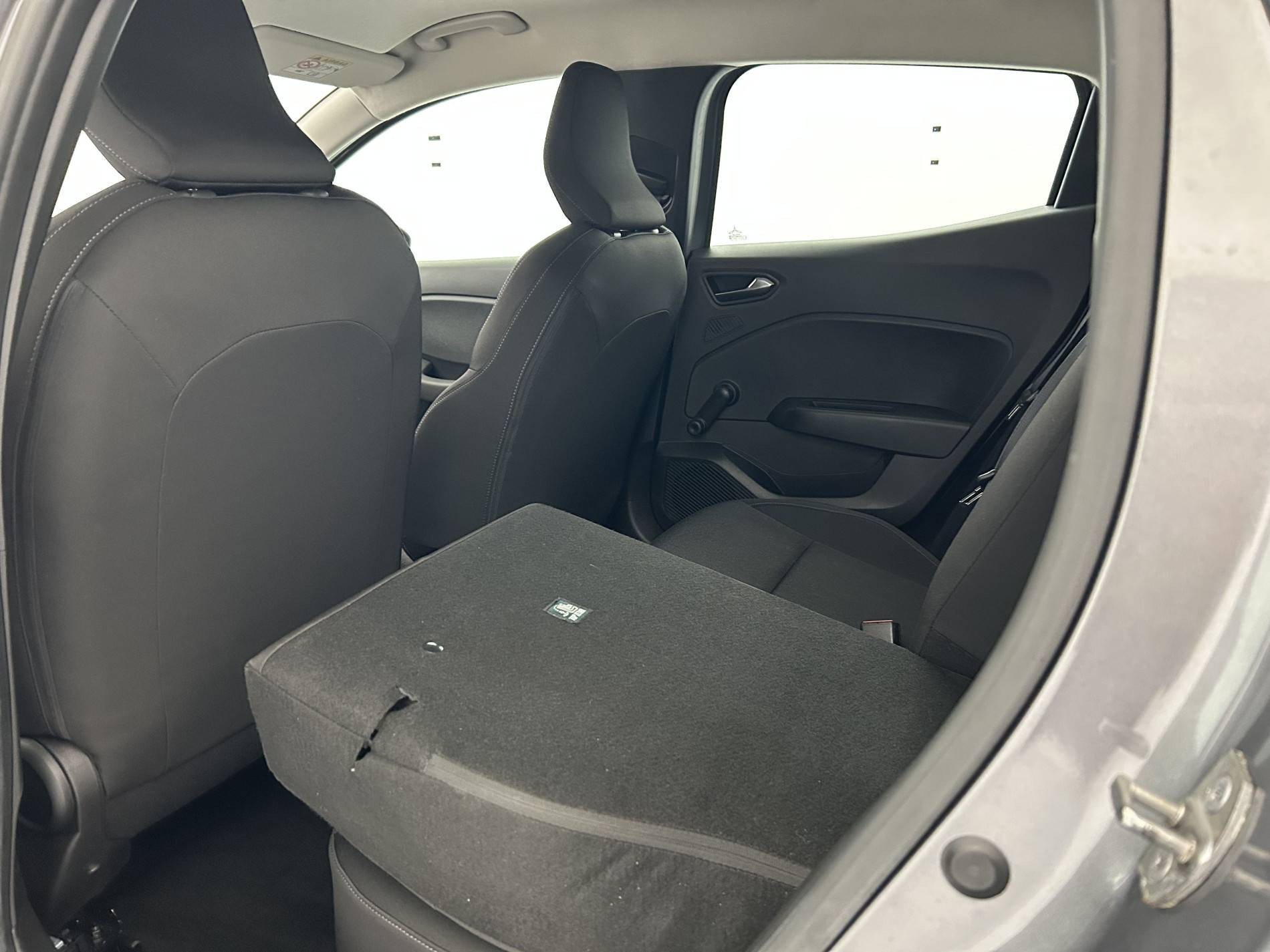 Vente en ligne Renault Clio 5 Clio TCe 90 au prix de 13 690 €