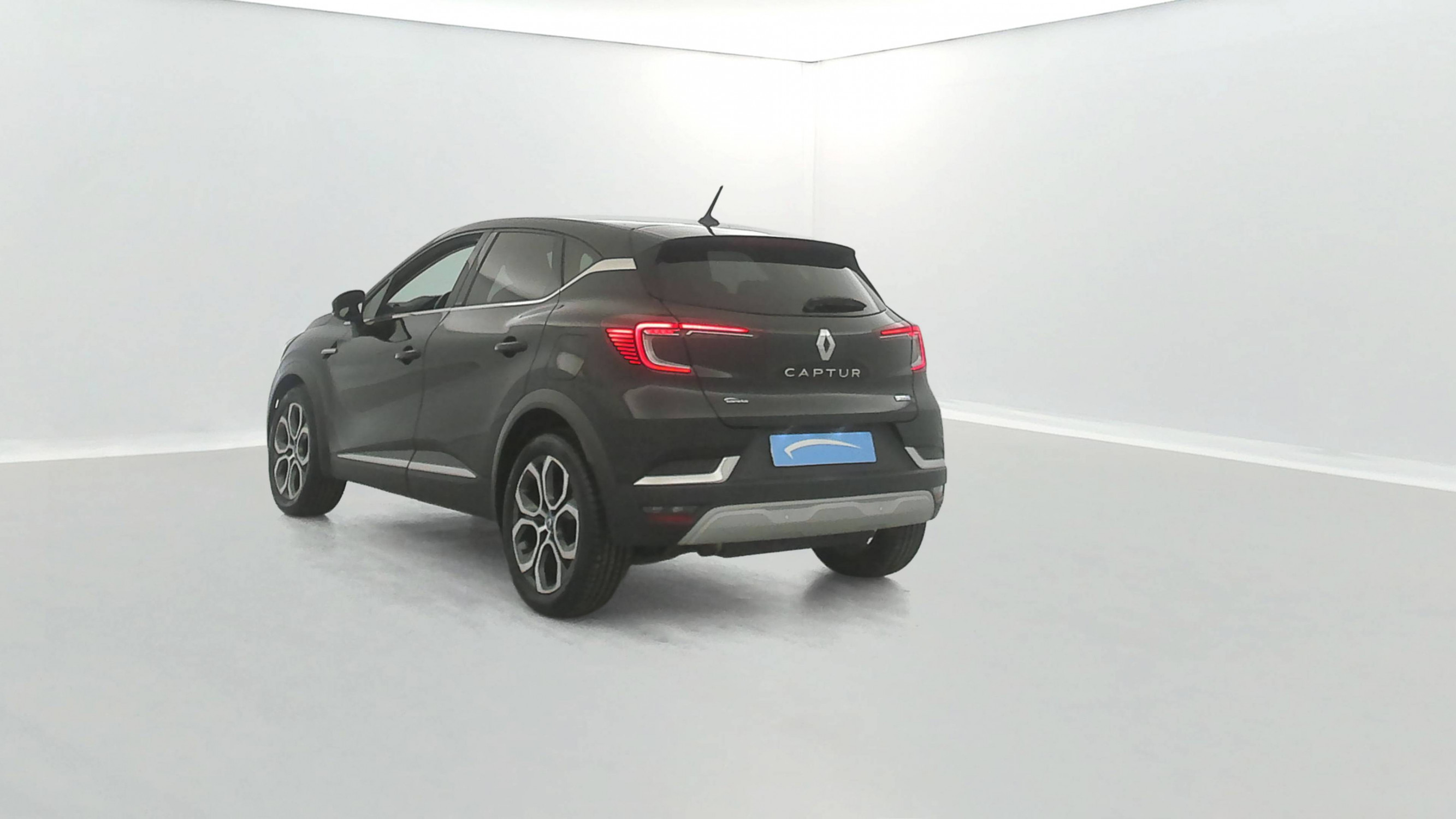 Vente en ligne Renault Captur  E-Tech Plug-in 160 au prix de 15 590 €